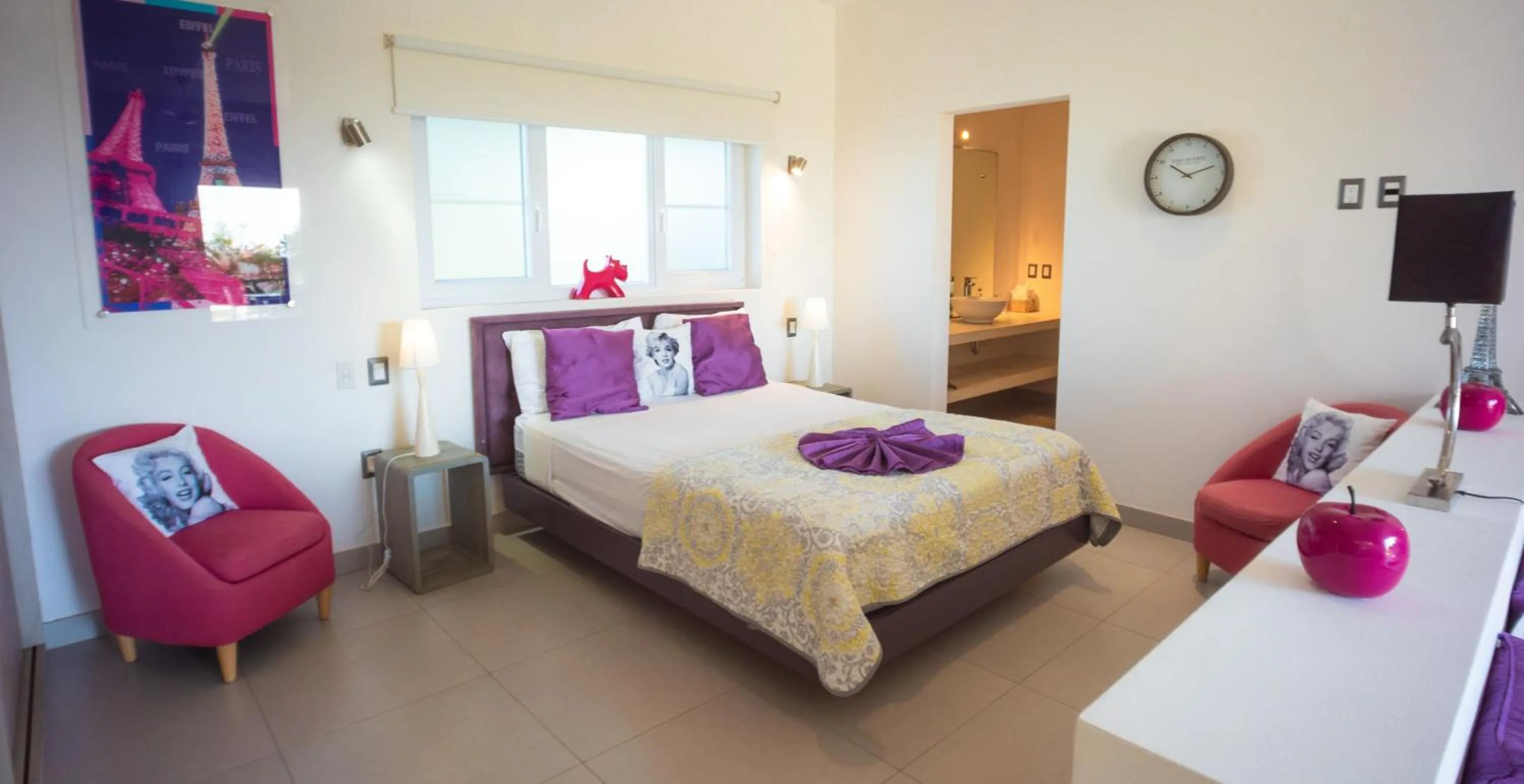 Photo of the whole room, Bed in Villas Agua Dulce