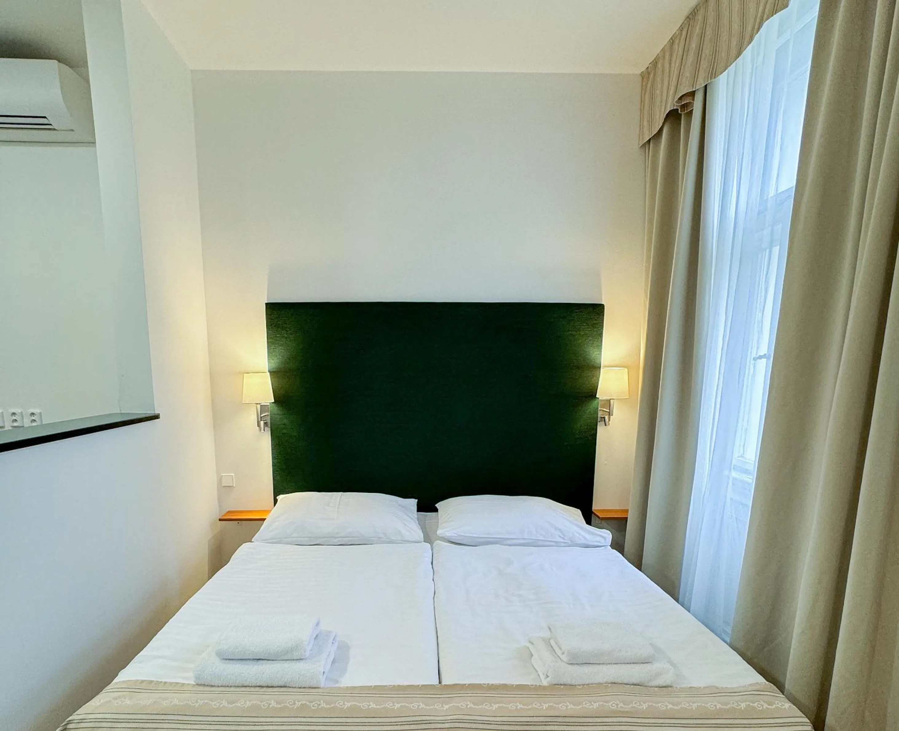 Bed in Hotel Malá Strana