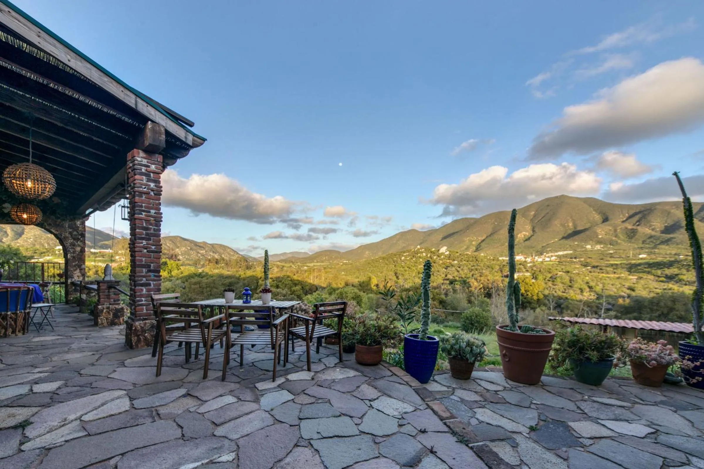Patio in Quinta Maria en la Ruta del Vino