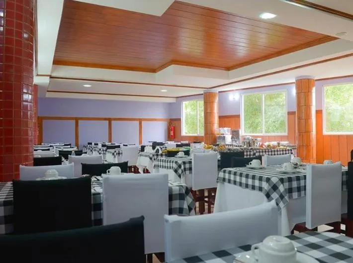 Restaurant/places to eat in Rohedama Hotel