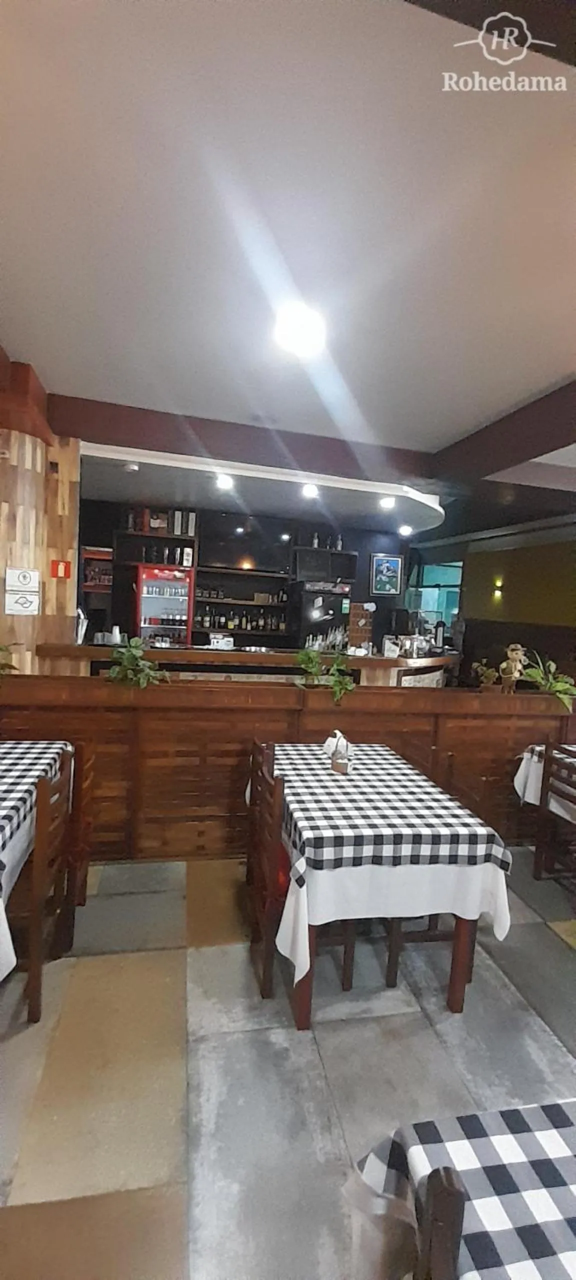 Restaurant/places to eat in Rohedama Hotel