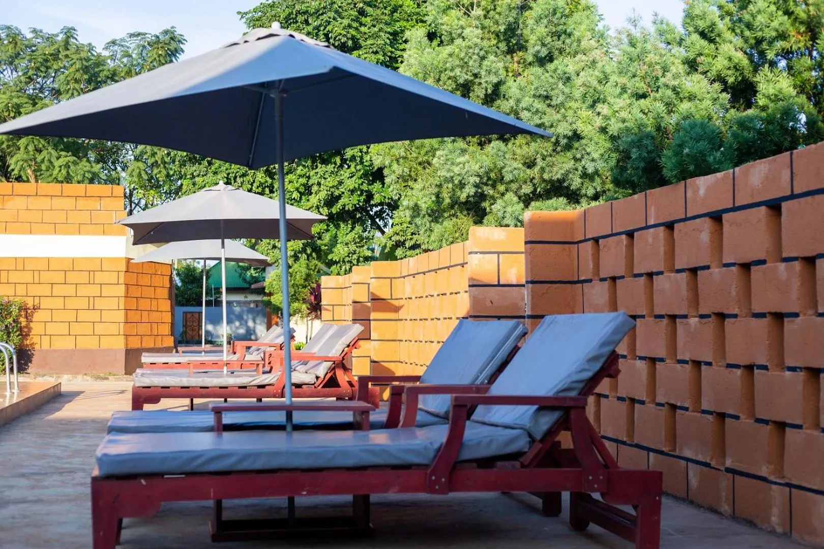 Swimming pool in Kilimanjaro Snow Peak Hotel