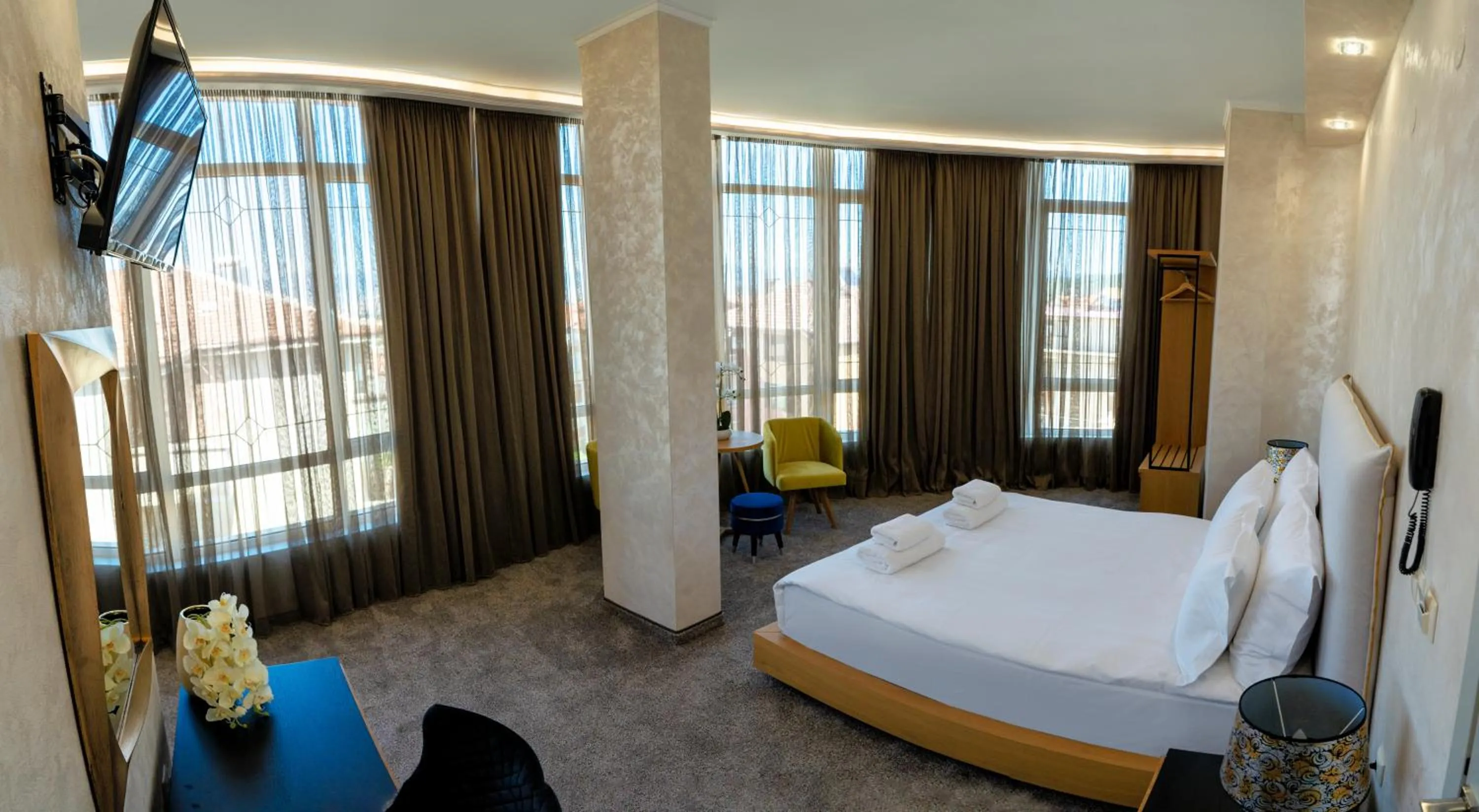 Photo of the whole room, Bed in Hotel CITY Petrich