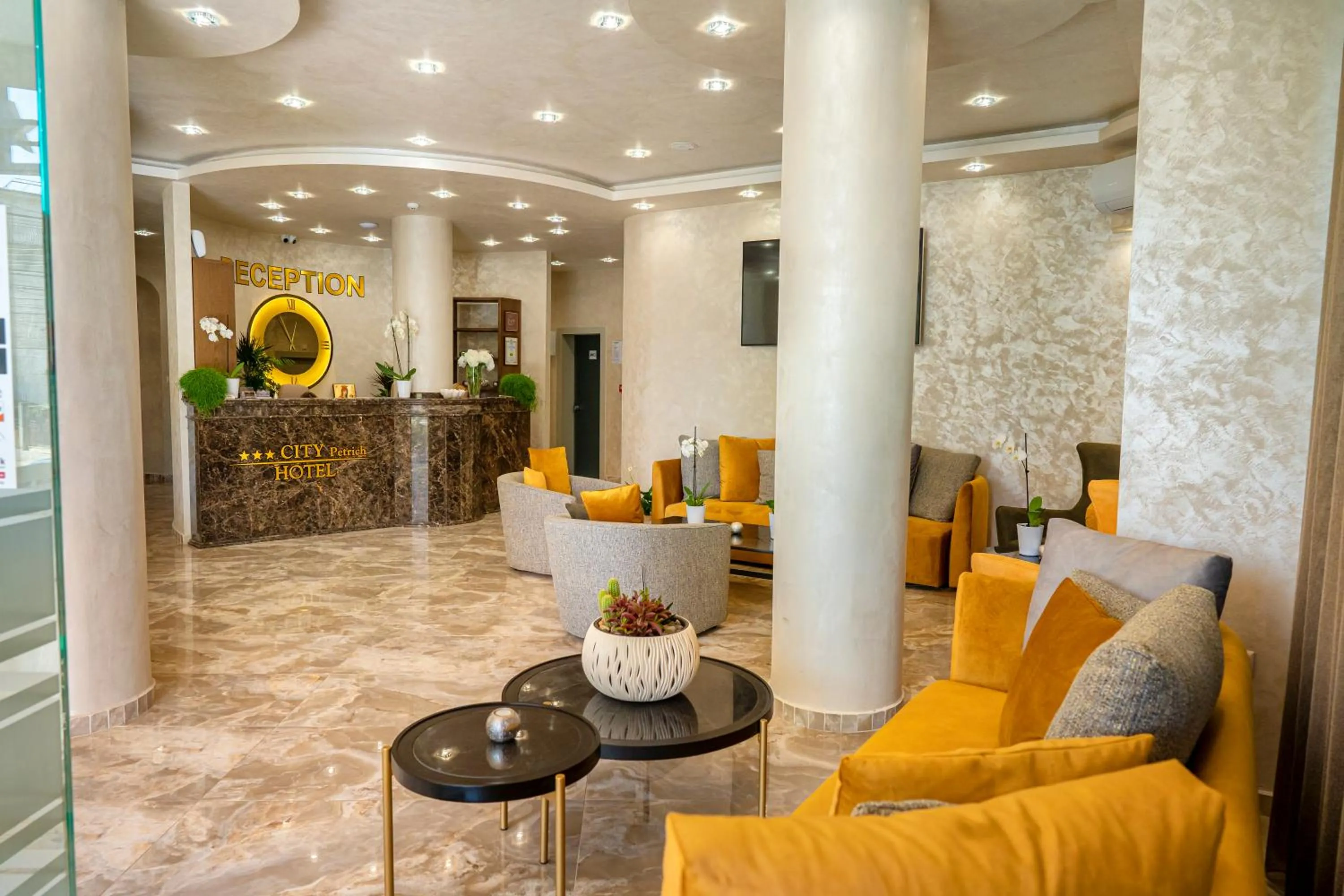 Lobby or reception in Hotel CITY Petrich