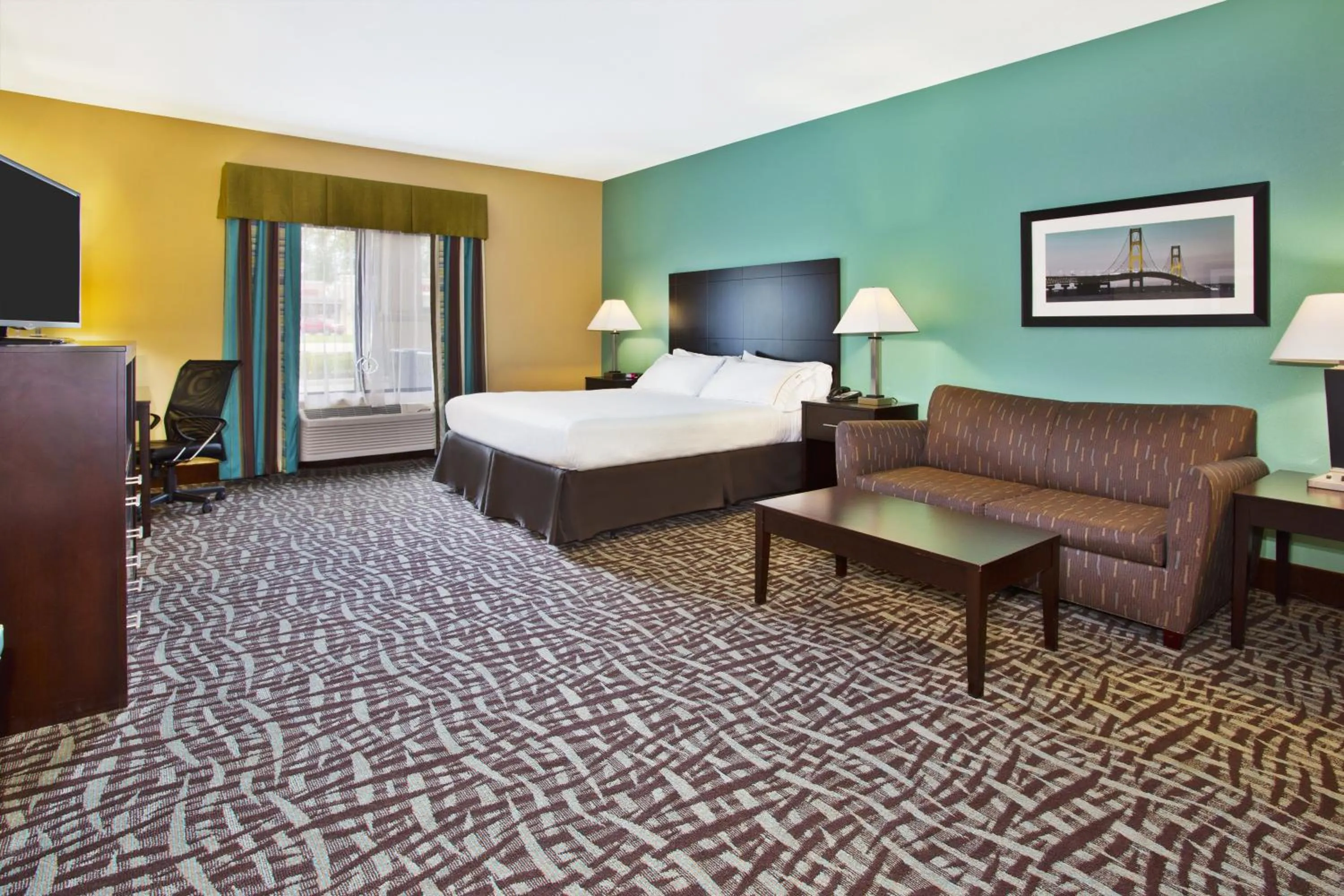 Photo of the whole room, Bed in Holiday Inn Express Hastings by IHG