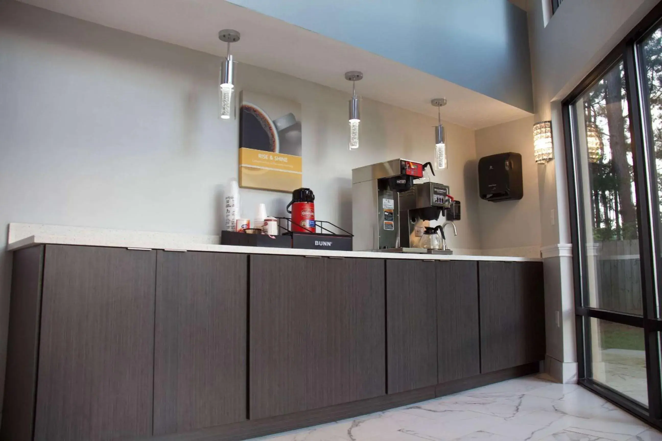 Restaurant/places to eat in Motel 6-Suwanee, GA - Gwinnett Center Restaurant/places to eat in Motel 6-Suwanee, GA - Gwinnett Center