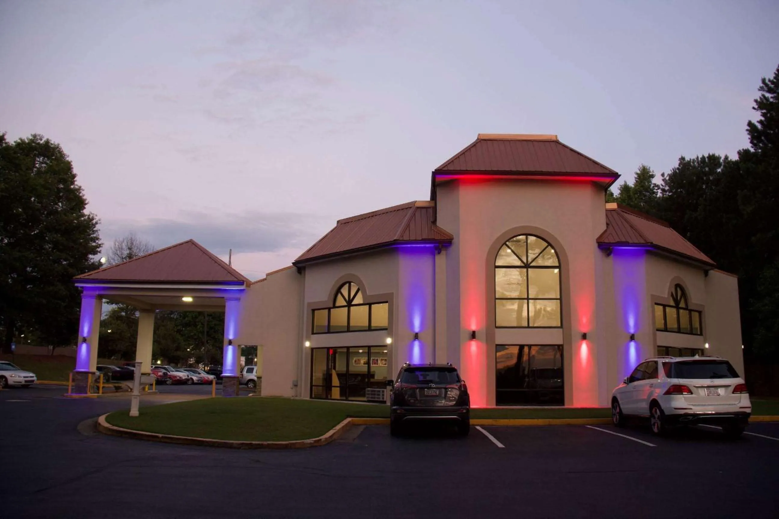 Property building in Motel 6-Suwanee, GA - Gwinnett Center