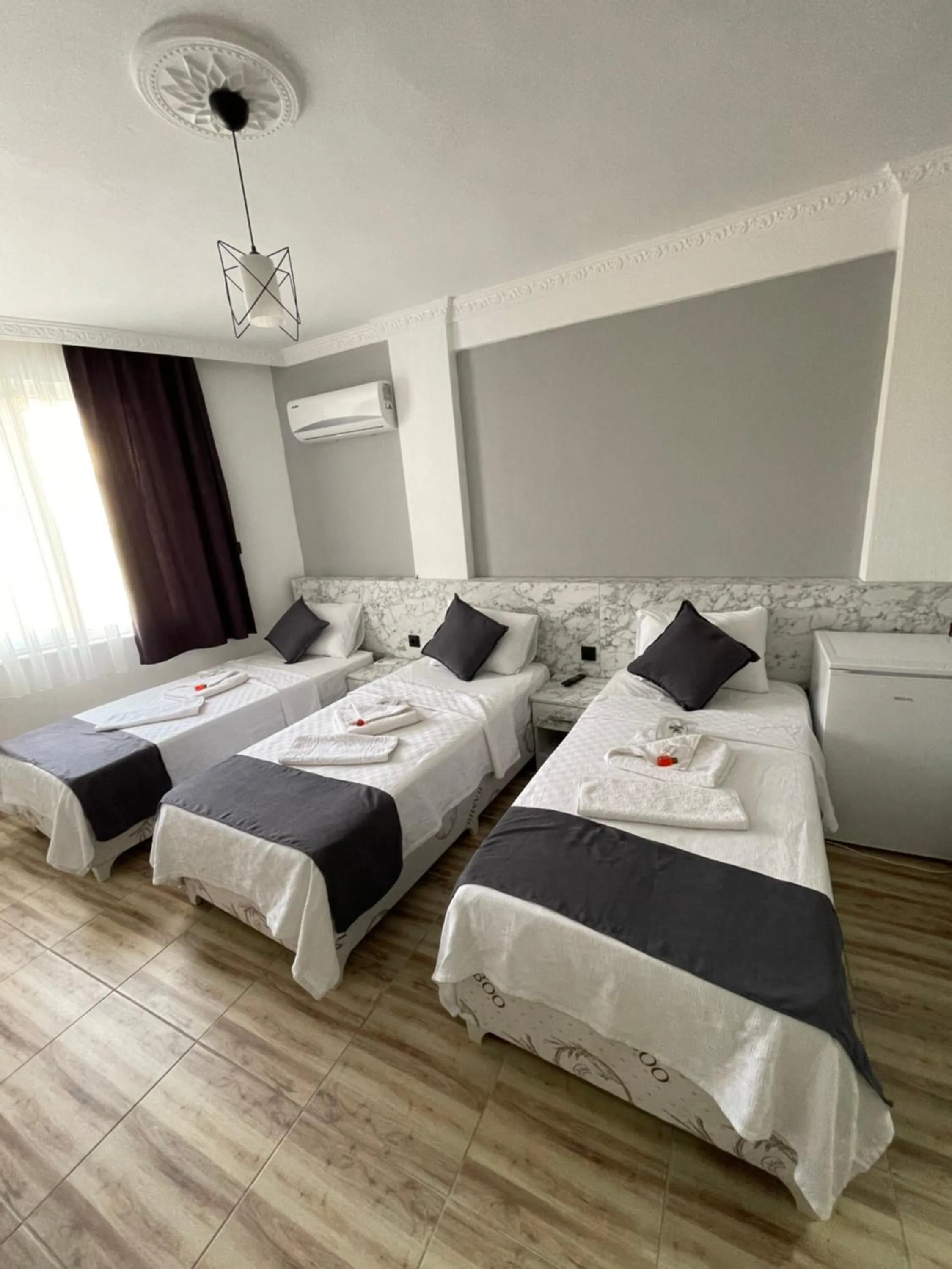 Bed in ERSOY EGE APART OTEL