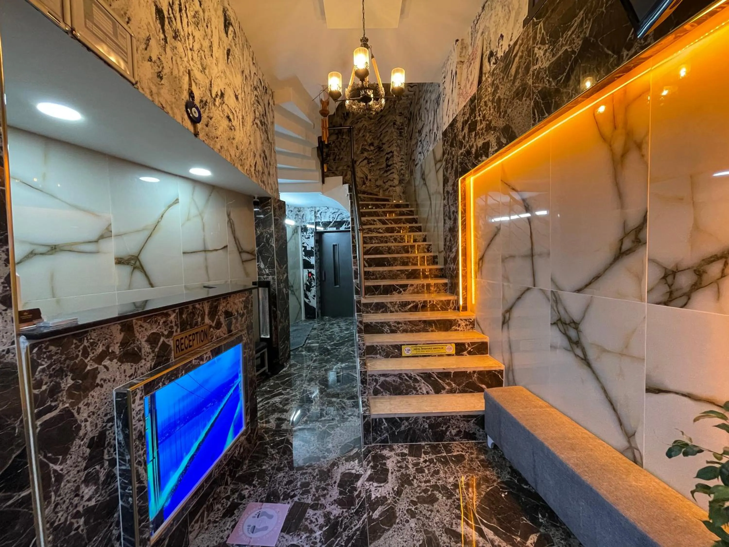 Lobby or reception in ERSOY EGE APART OTEL