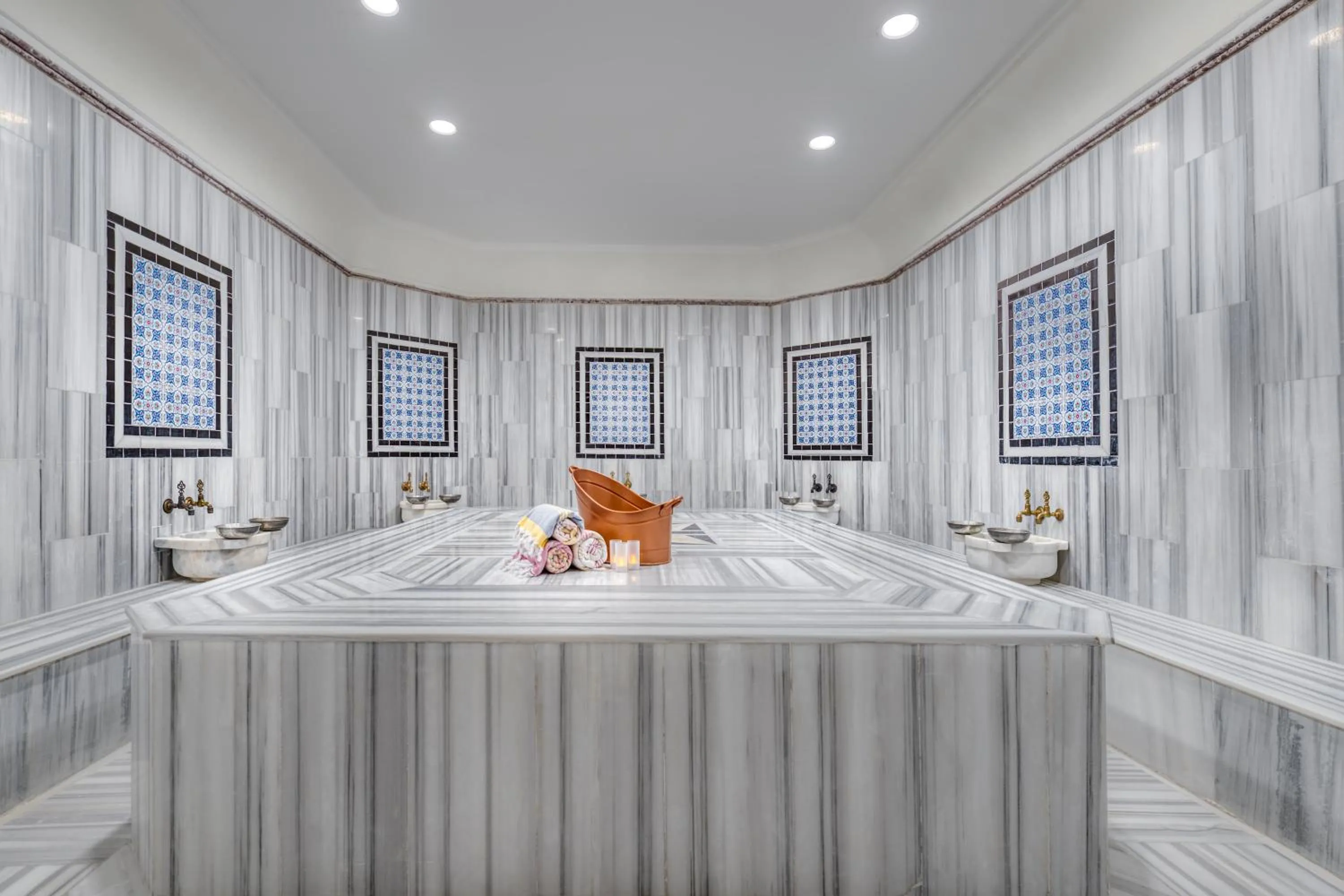 Public Bath in Sealife Kemer Resort Hotel - Ultra All Inclusive