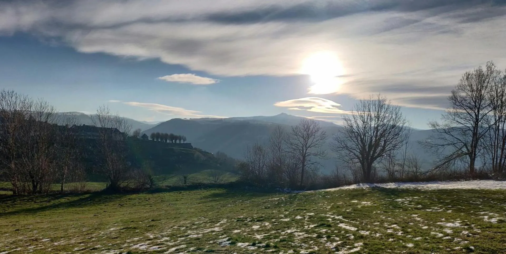 City view in Maison d'Hôtes La Grange