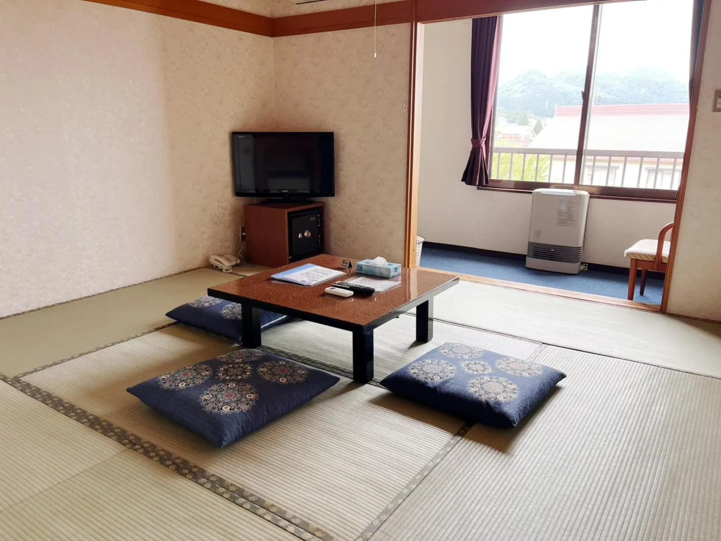 Yuzawa Hotel New Fukudaya-ski in ski out