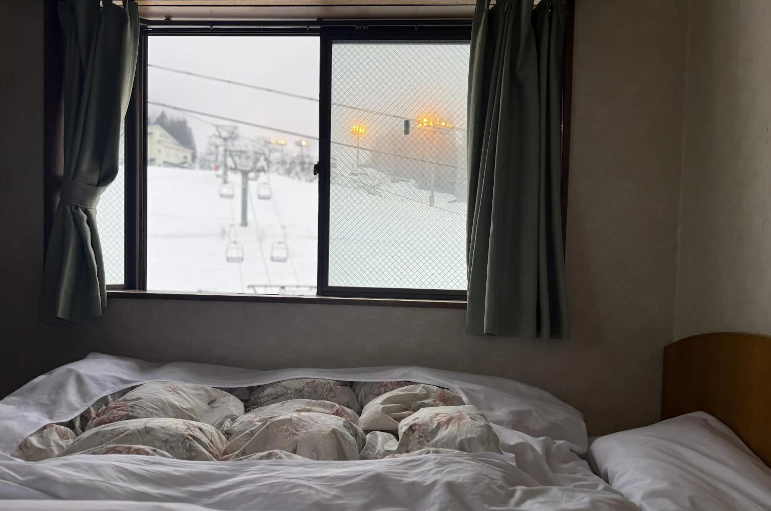 Bed in Yuzawa Hotel New Fukudaya-ski in ski out