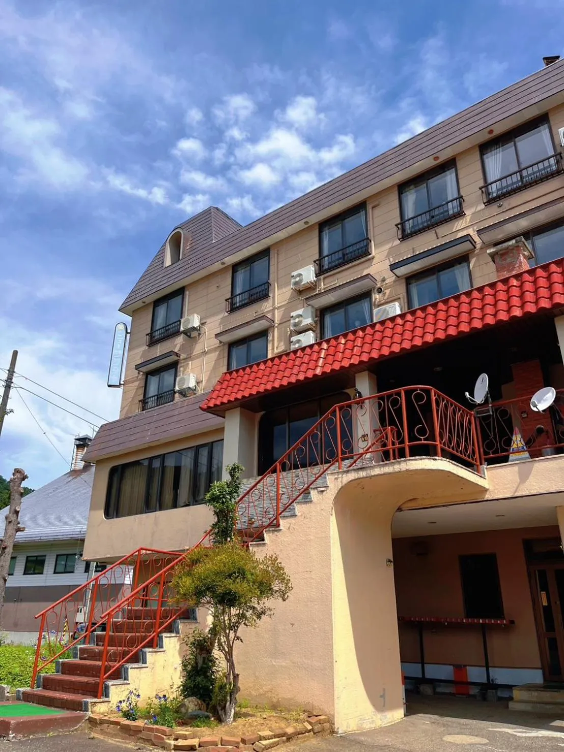 Property building in Yuzawa Hotel New Fukudaya-ski in ski out