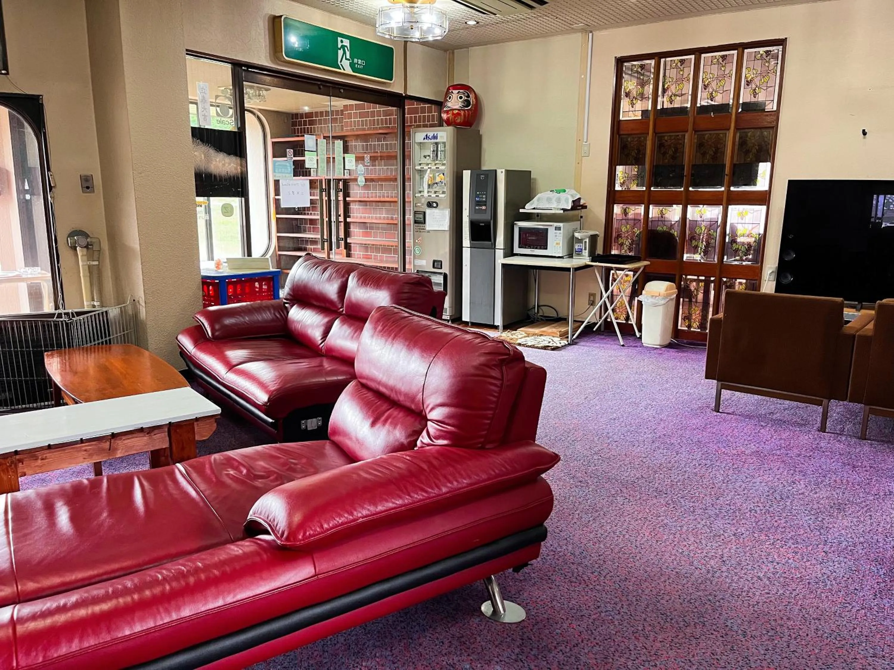 Living room in Yuzawa Hotel New Fukudaya-ski in ski out