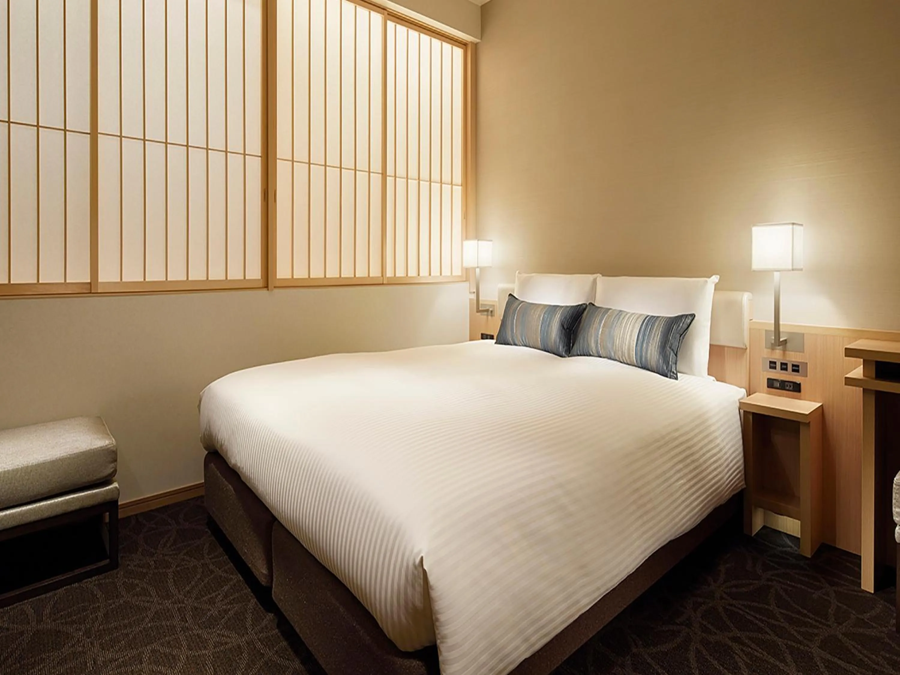 Moderate Queen Room - Non-Smoking in Mitsui Garden Hotel Kyoto Shinmachi Bettei