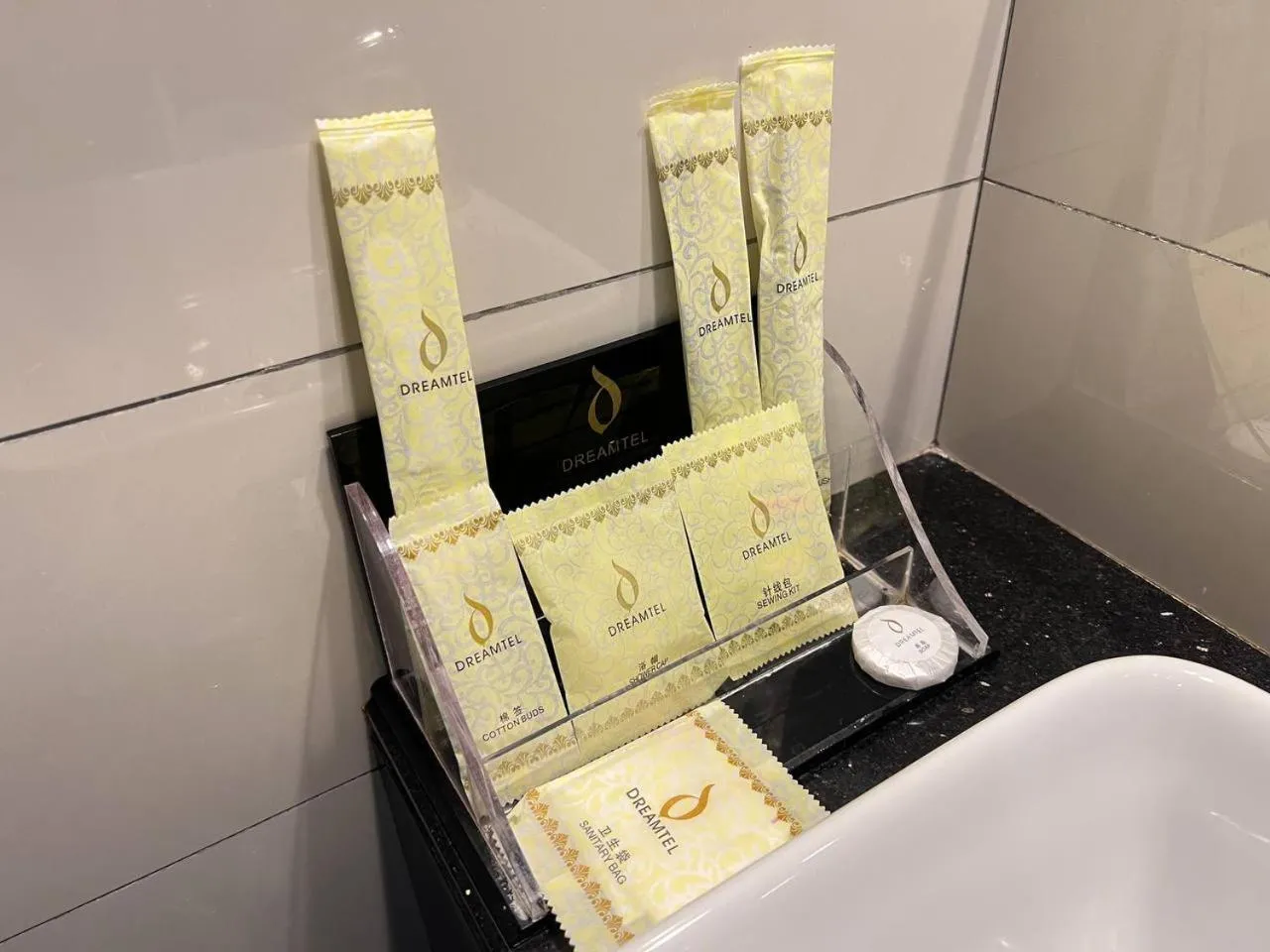 Shower in Dreamtel Kota Kinabalu