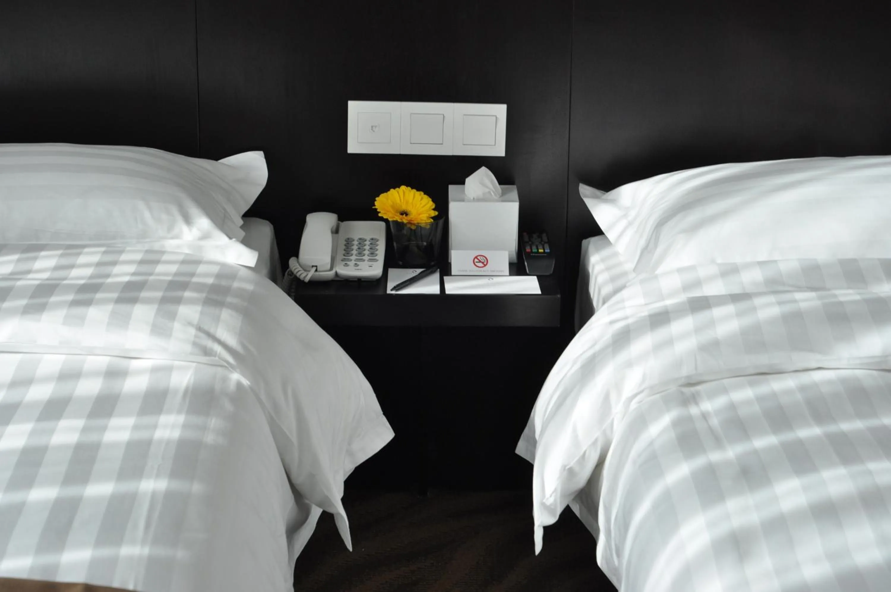 Decorative detail, Bed in Dreamtel Kota Kinabalu