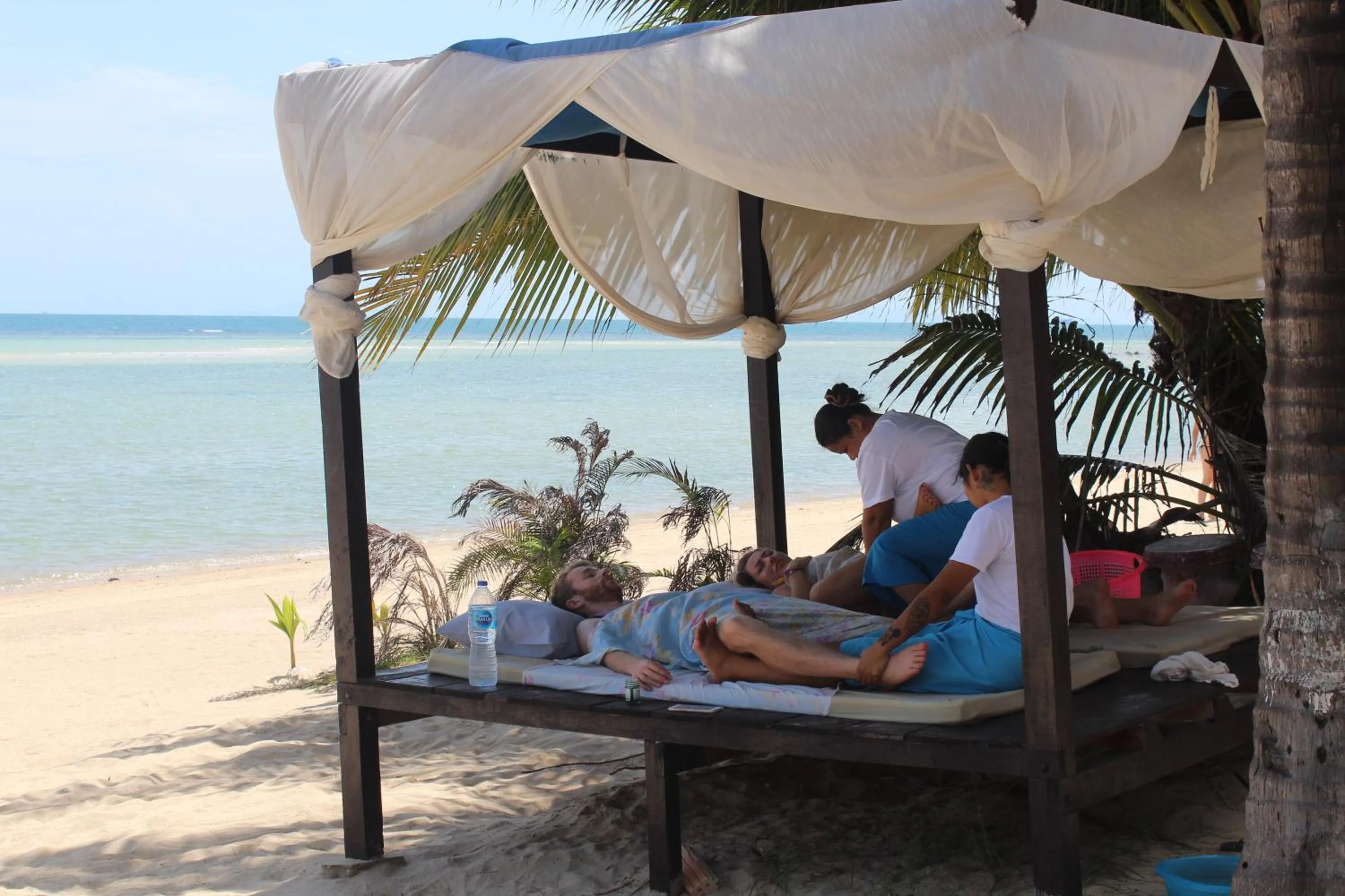 Massage in Sarana Bungalows