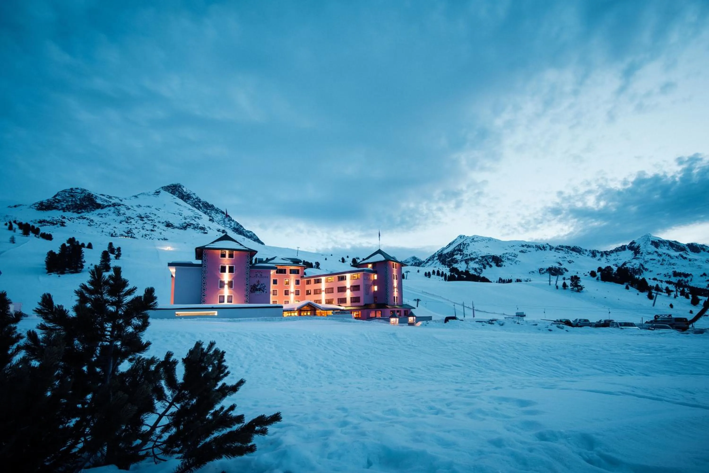 Facade/entrance in Hotel Alpenrose aktiv & sport