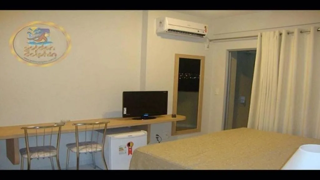 Hotel Golden Dolphin piscinas termais 24h