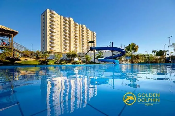 Property building in Hotel Golden Dolphin piscinas termais 24h