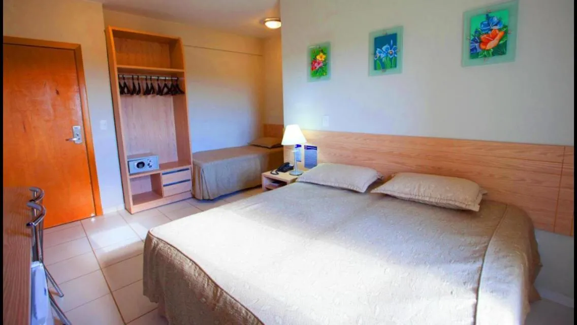 Bed in Hotel Golden Dolphin piscinas termais 24h