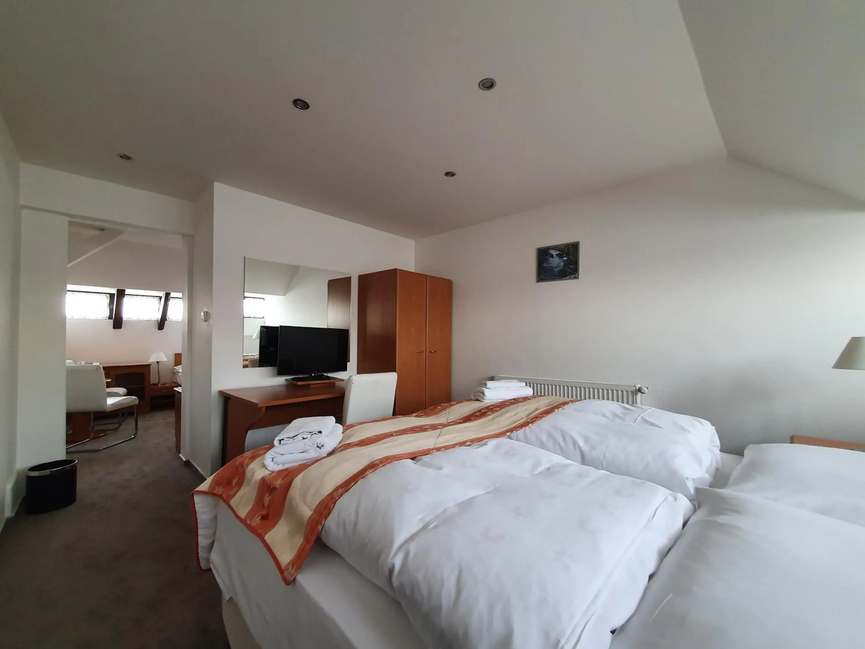 Quadruple Room in Pension Jana - Domov Mládeže Quadruple Room in Pension Jana - Domov Mládeže