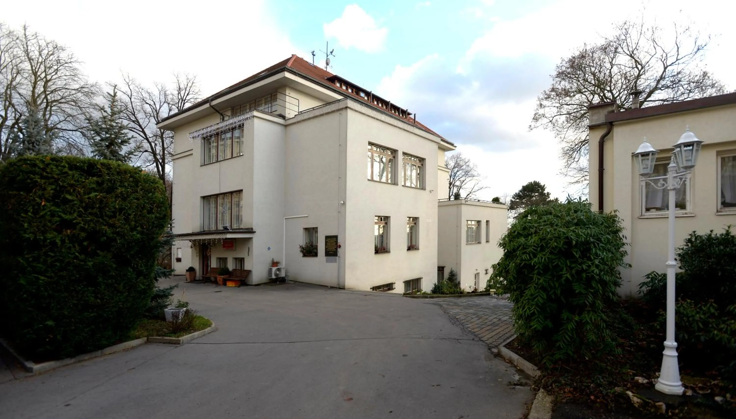 Facade/entrance in Pension Jana - Domov Mládeže