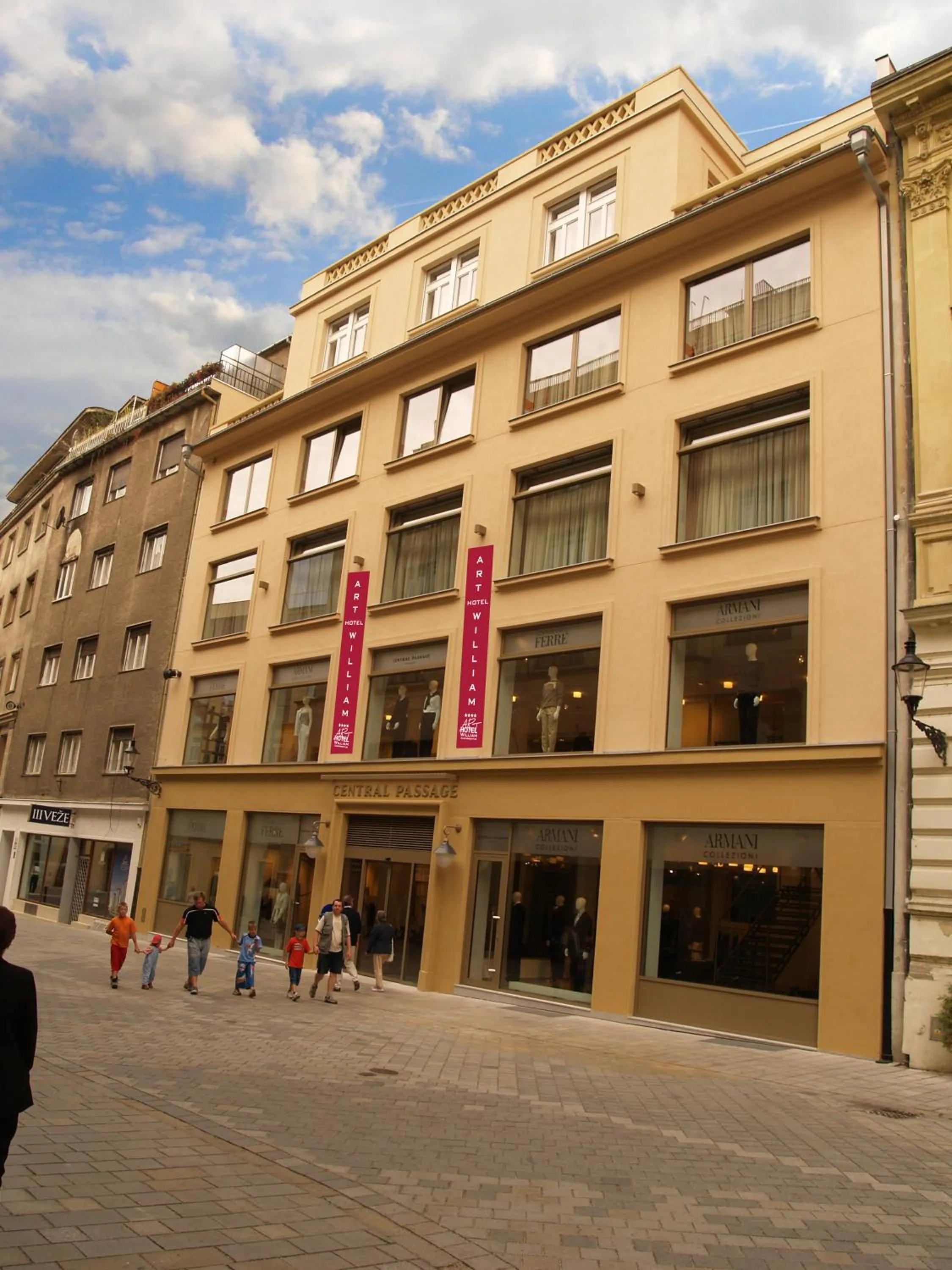 Facade/entrance in Art Hotel William