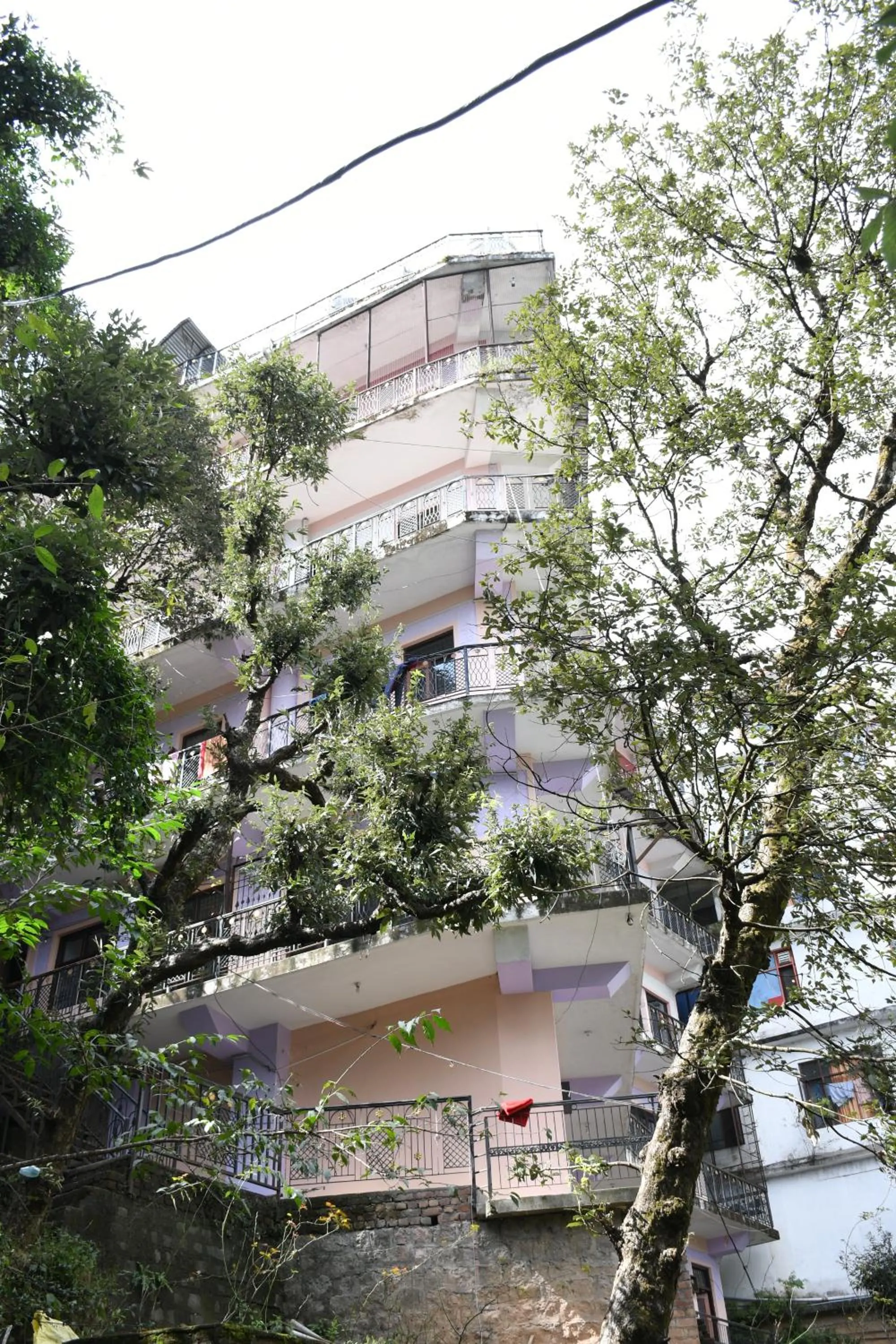 HOTEL HIMALYAN PARADISE