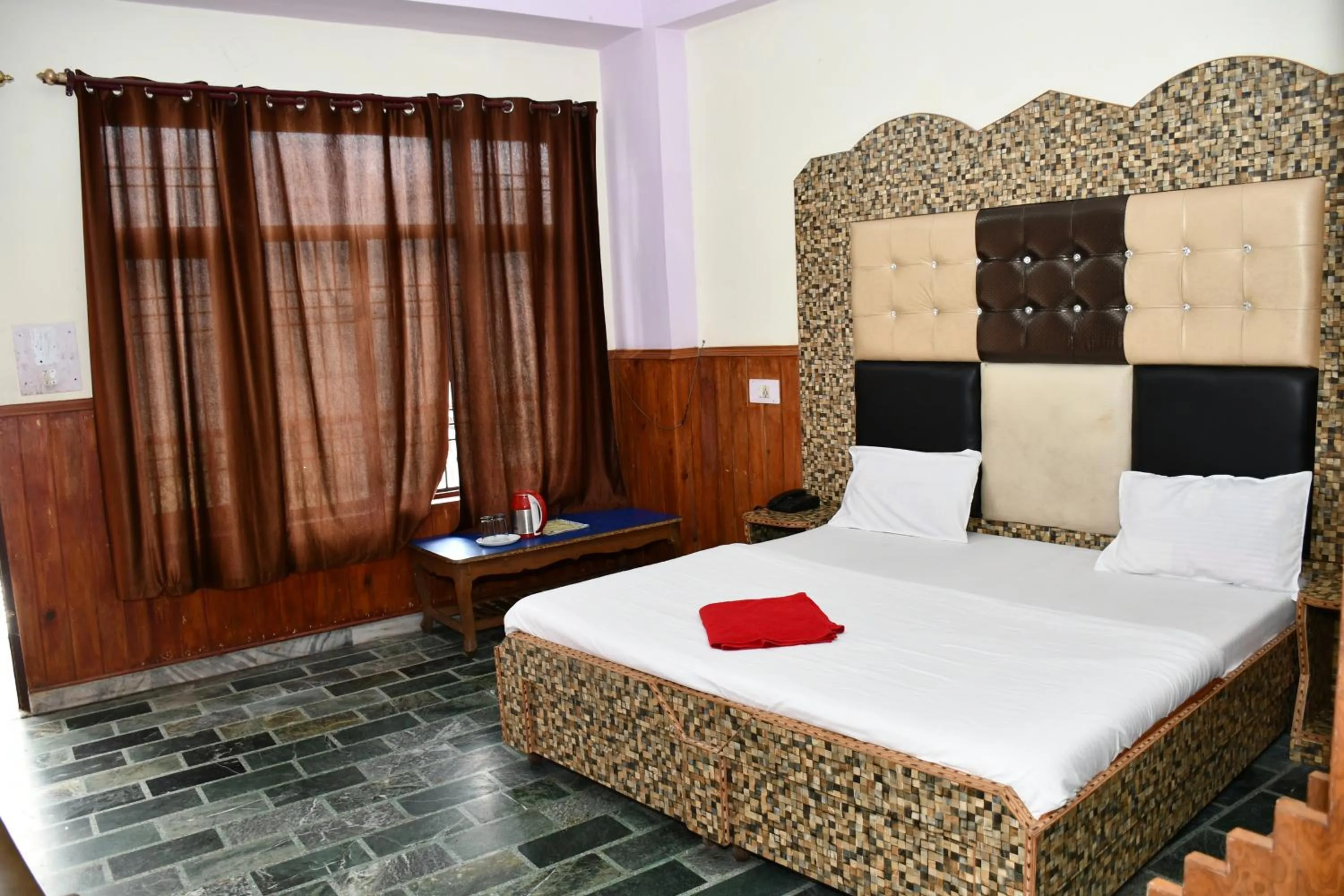 Bed in HOTEL HIMALYAN PARADISE