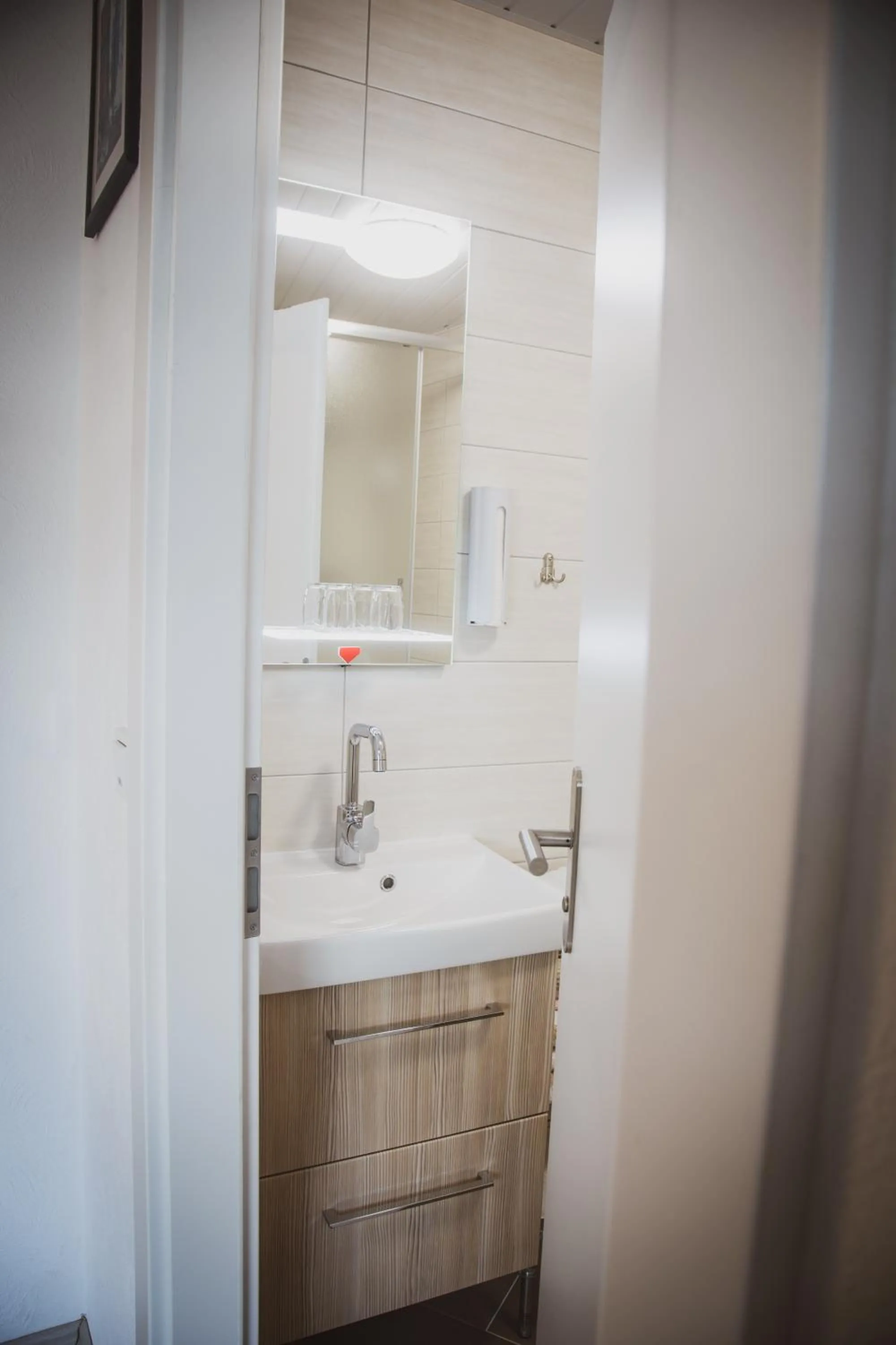 Double Room with Private Bathroom - single occupancy in Restaurant / Pension Mainzer Tor