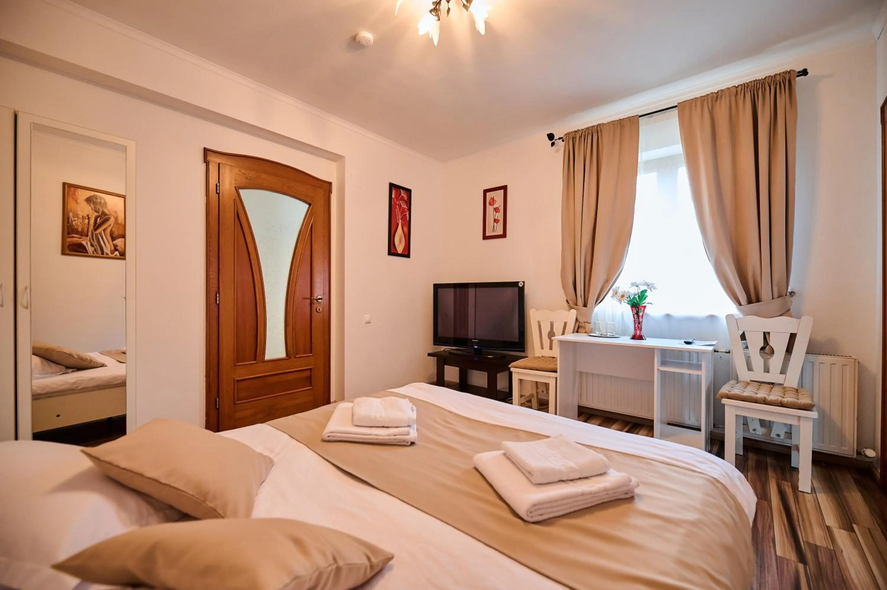 Two-Bedroom Suite in Pensiunea Kenza