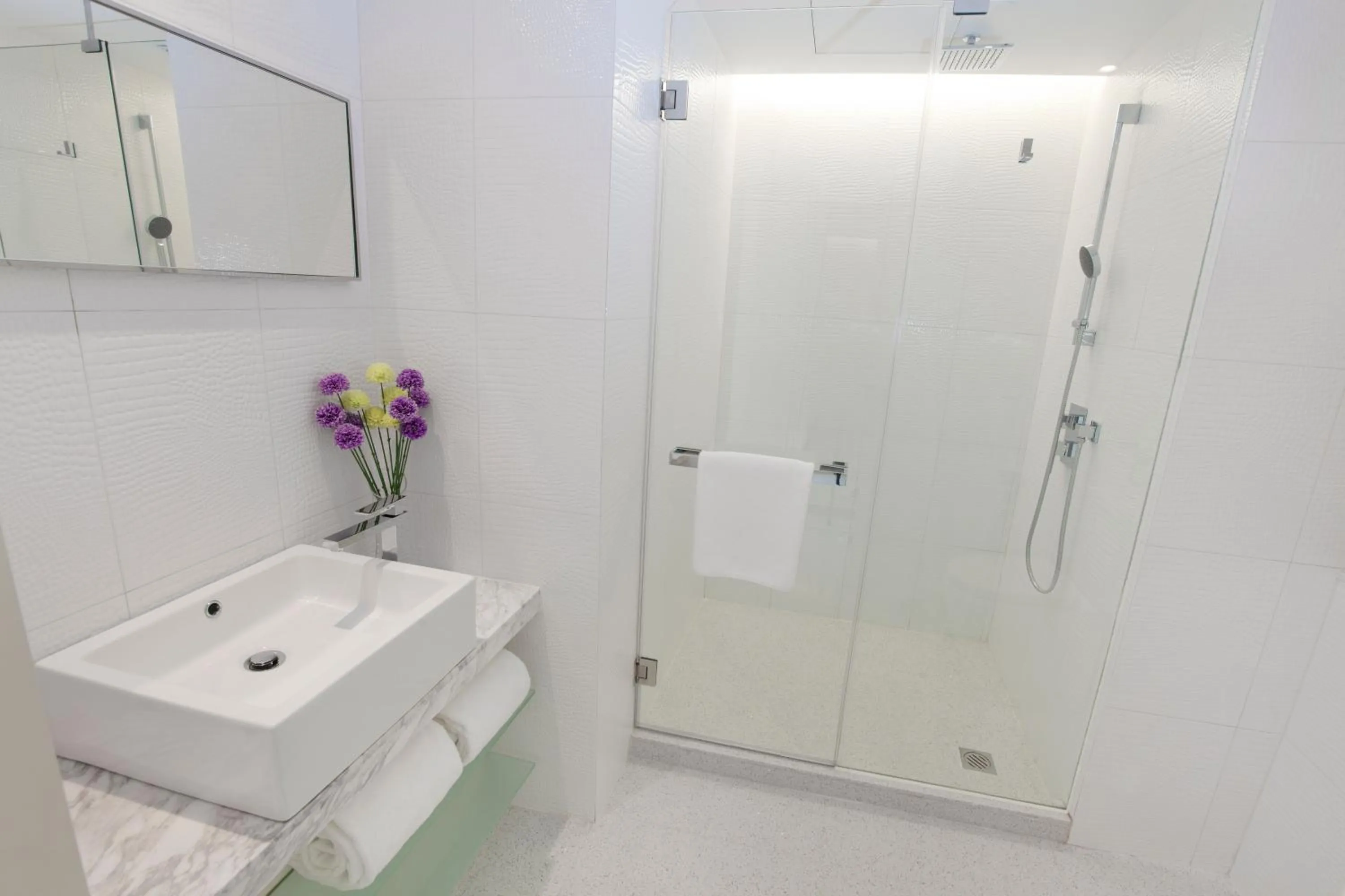 Bathroom in Dorsett Tsuen Wan, Hong Kong