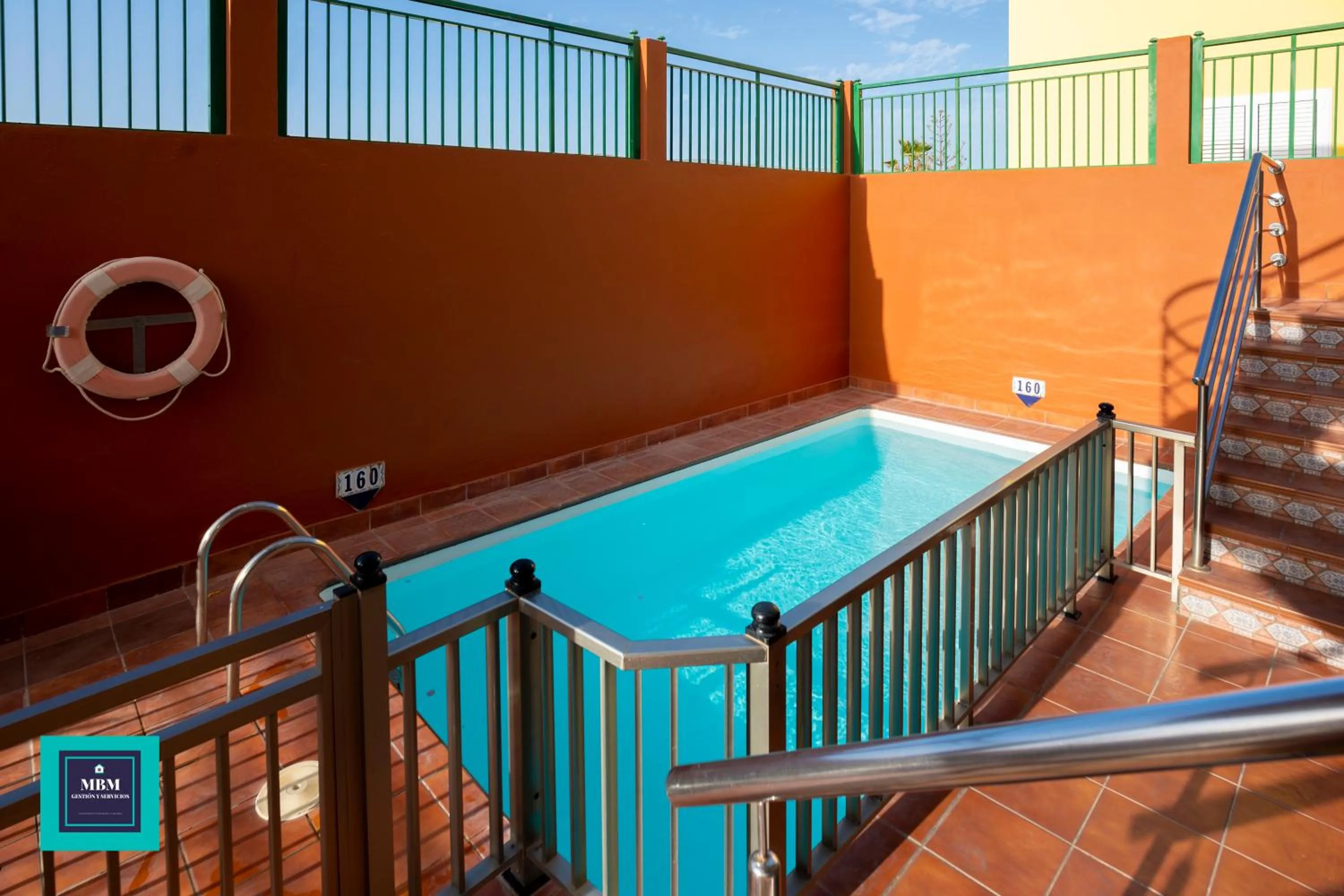 Swimming pool in Inés Apartment, Montaña La Data