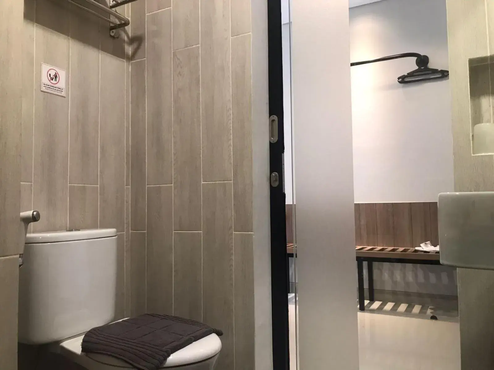 Tree On Hotel Syariah Tree On Hotel Syariah