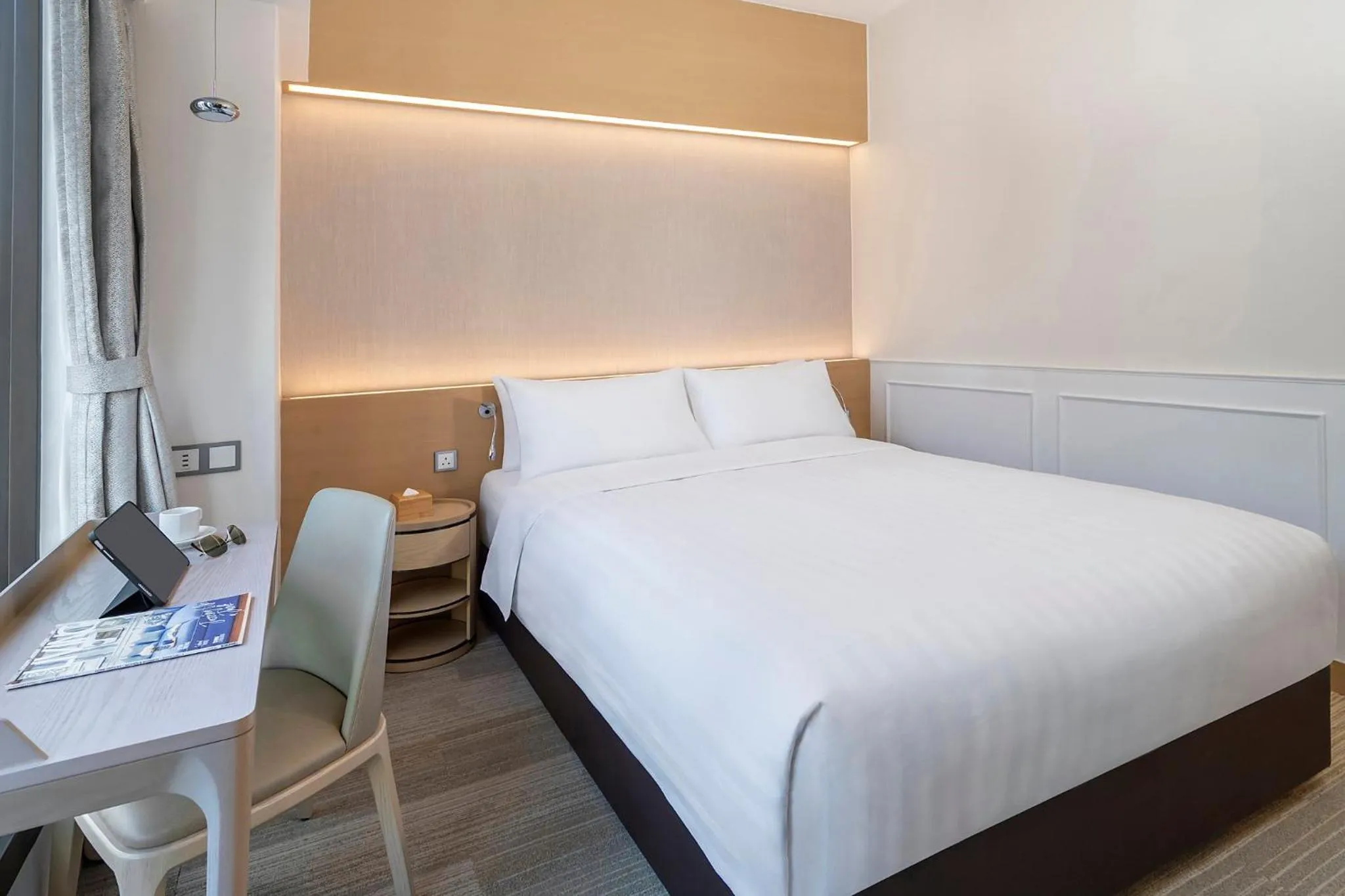 Photo of the whole room, Bed in Y Hotel Hong Kong