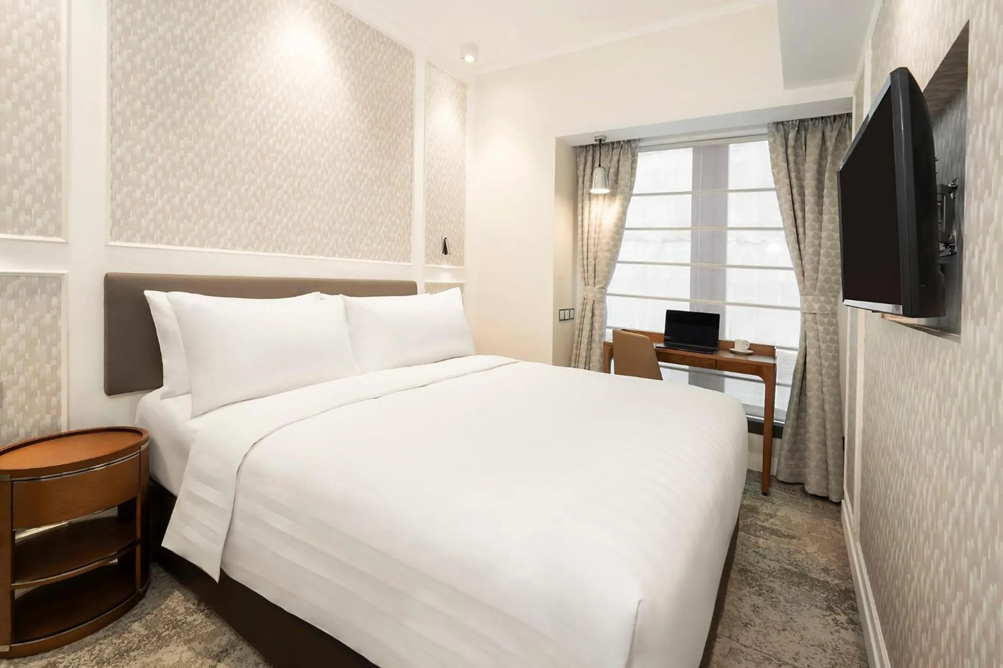 Photo of the whole room, Bed in Y Hotel Hong Kong