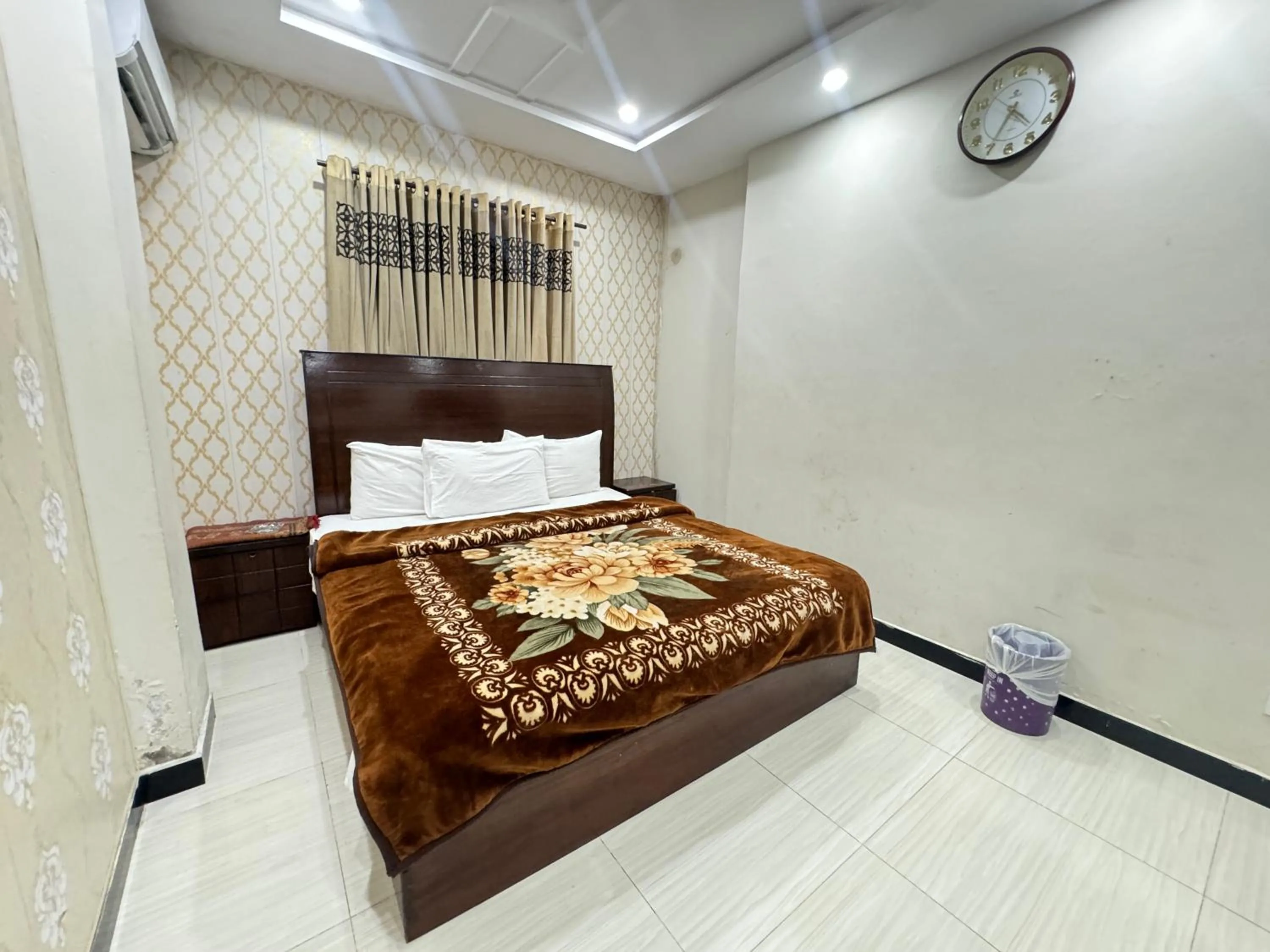 Bedroom in Millat Hotel G9-4