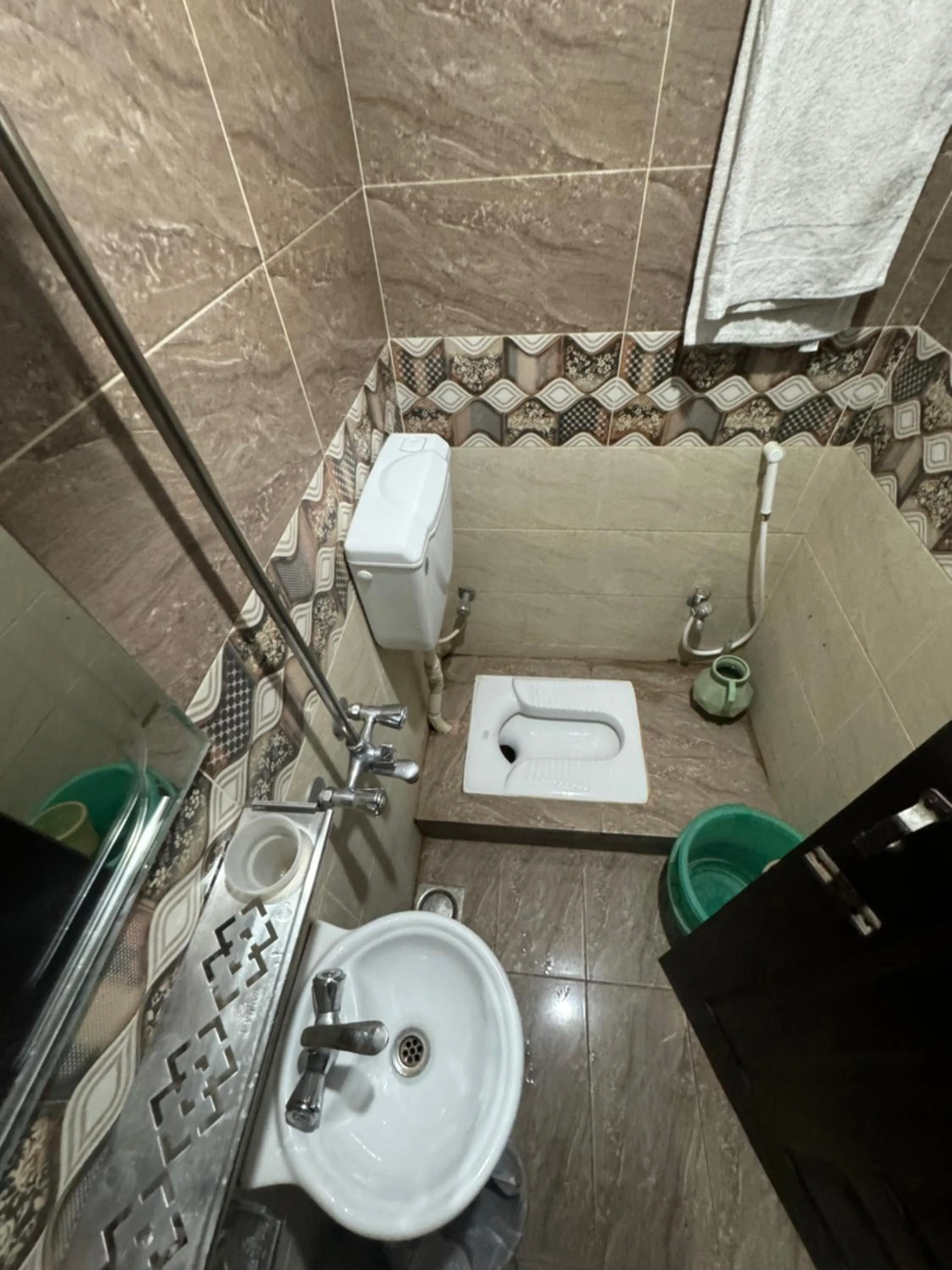 Bathroom in Millat Hotel G9-4