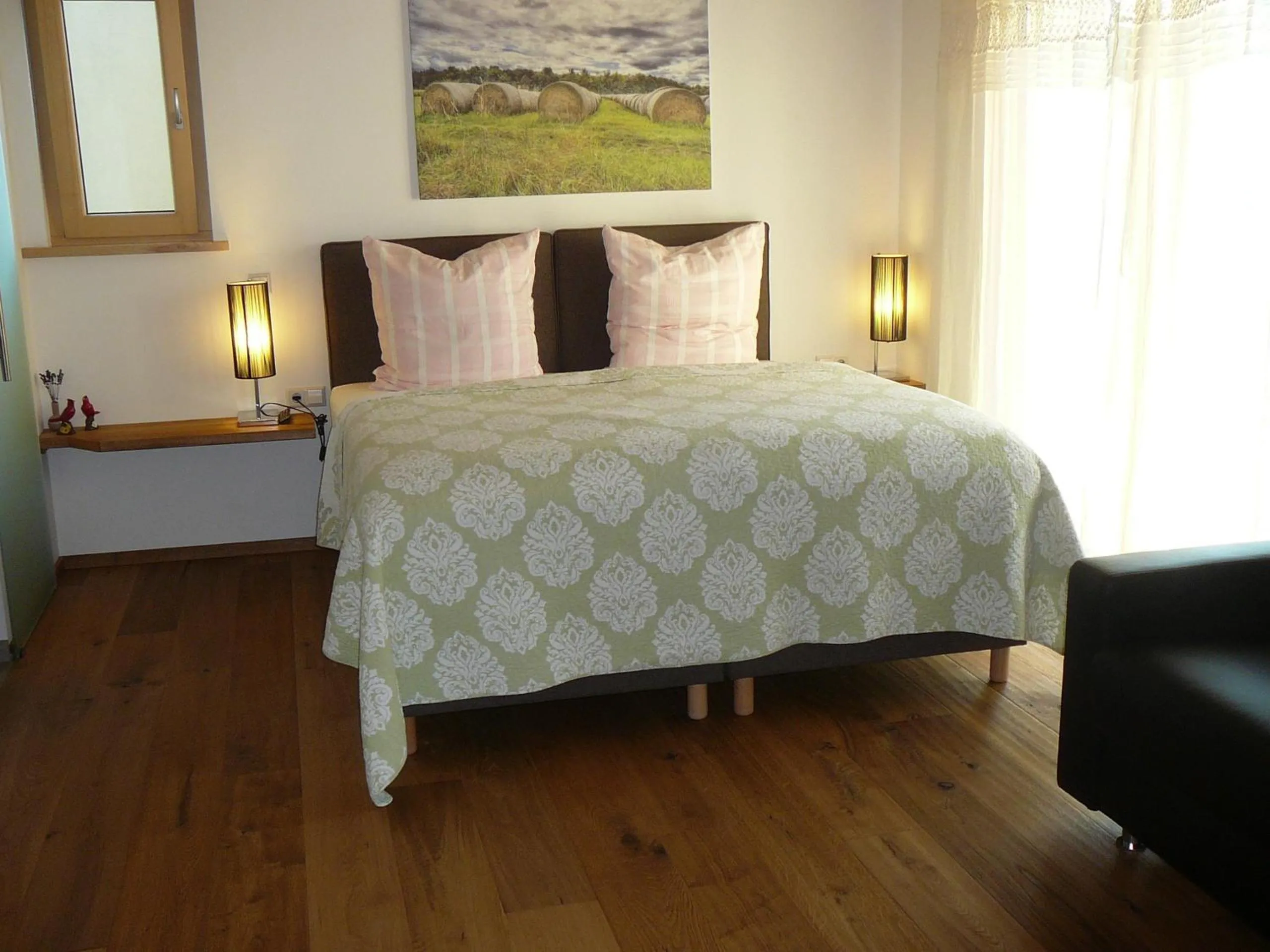 Standard Quadruple Room - single occupancy in Rooster BnB American Style Boutique Haus - made with Love!