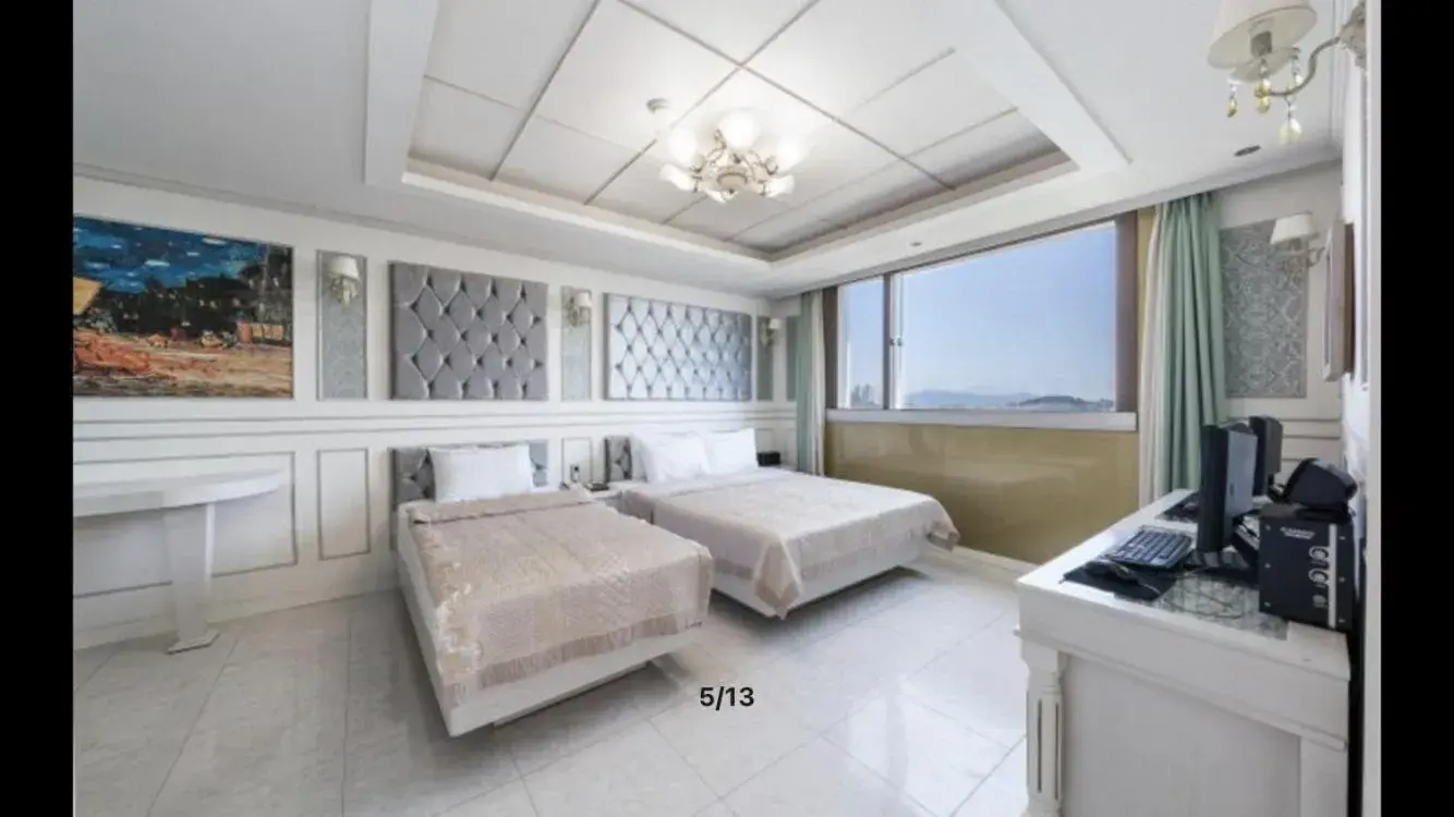 Bed in Yeosu Beach Hotel Bed in Yeosu Beach Hotel