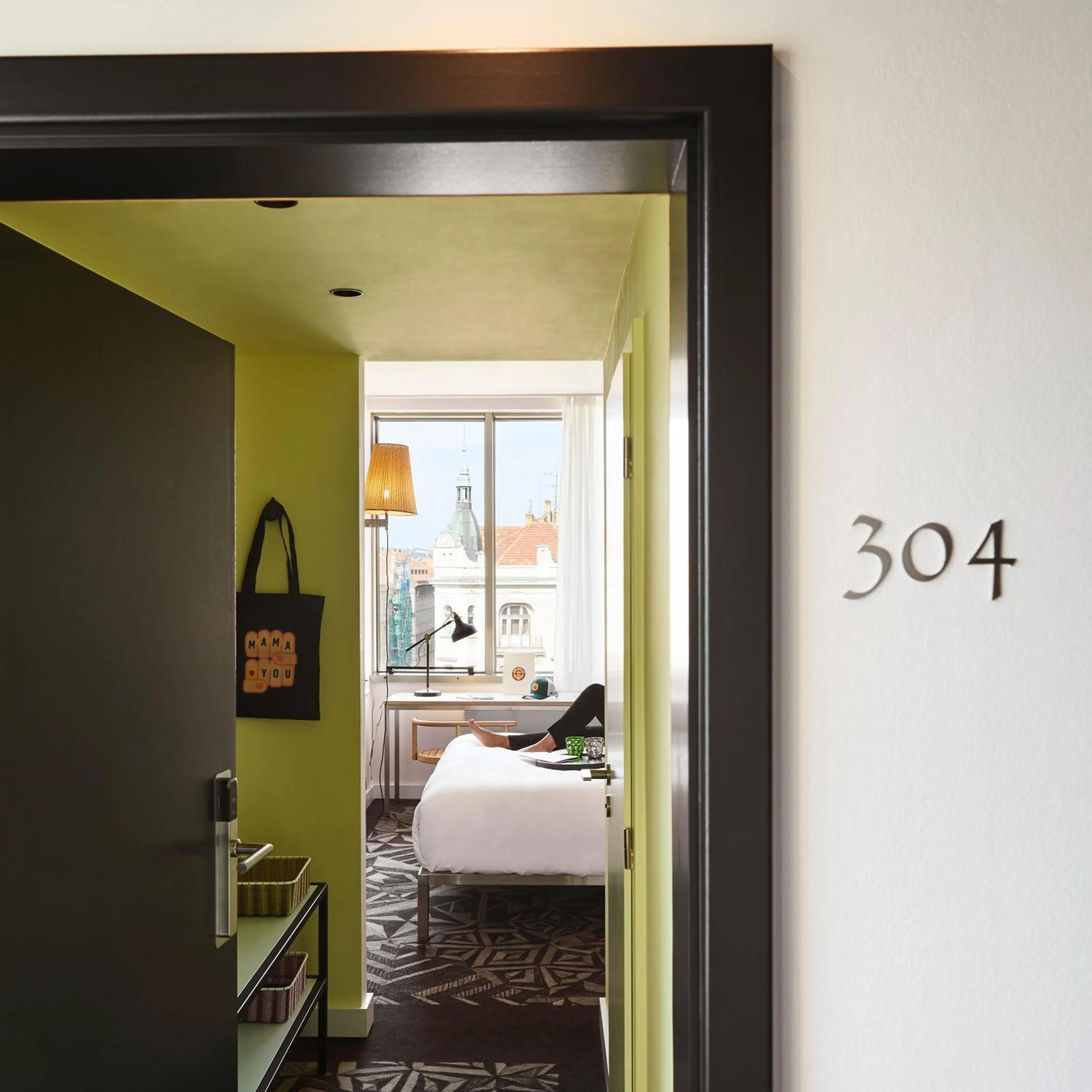 heating, Bed in Mama Shelter Prague