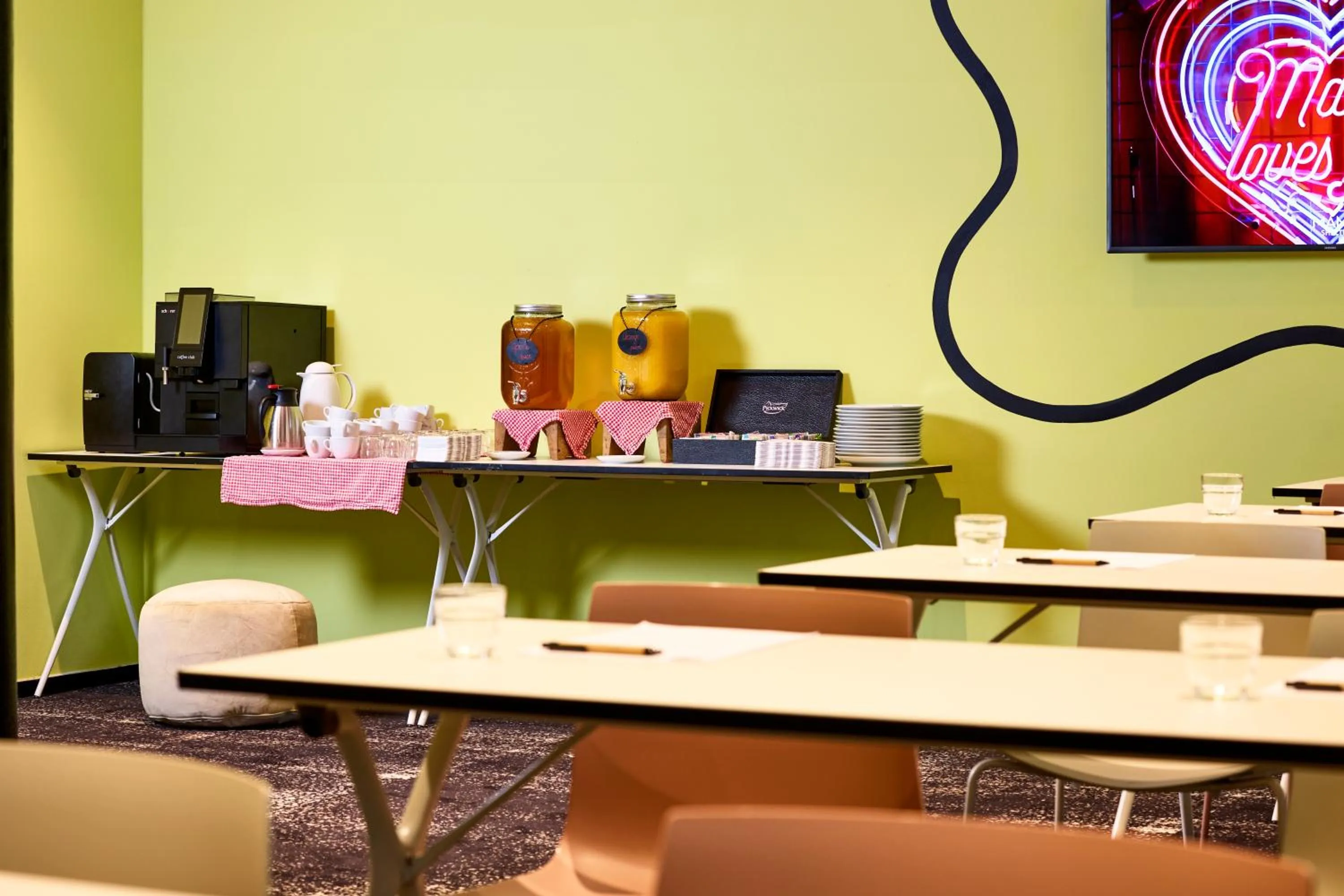 Meeting/conference room in Mama Shelter Prague