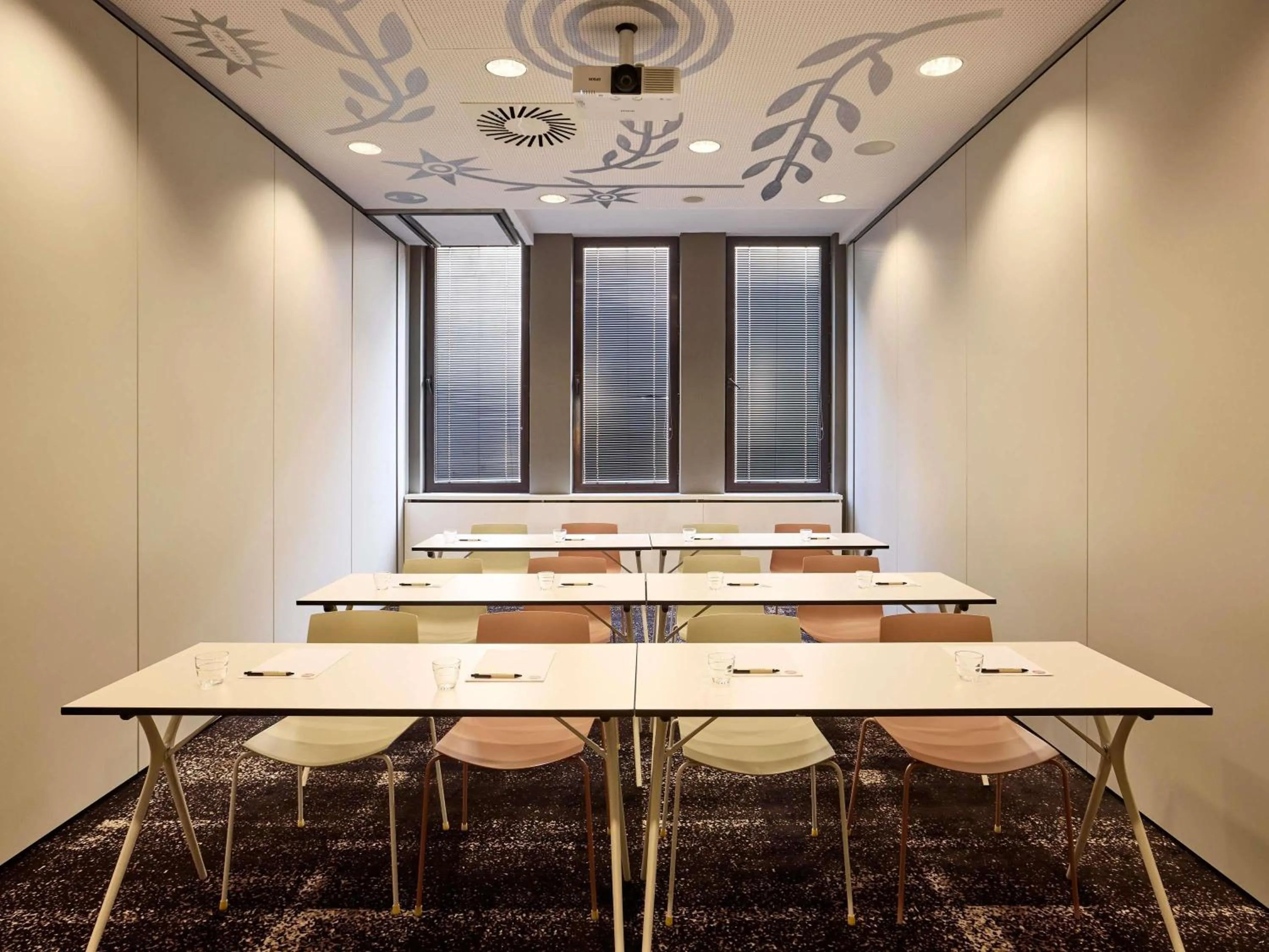 Meeting/conference room in Mama Shelter Prague