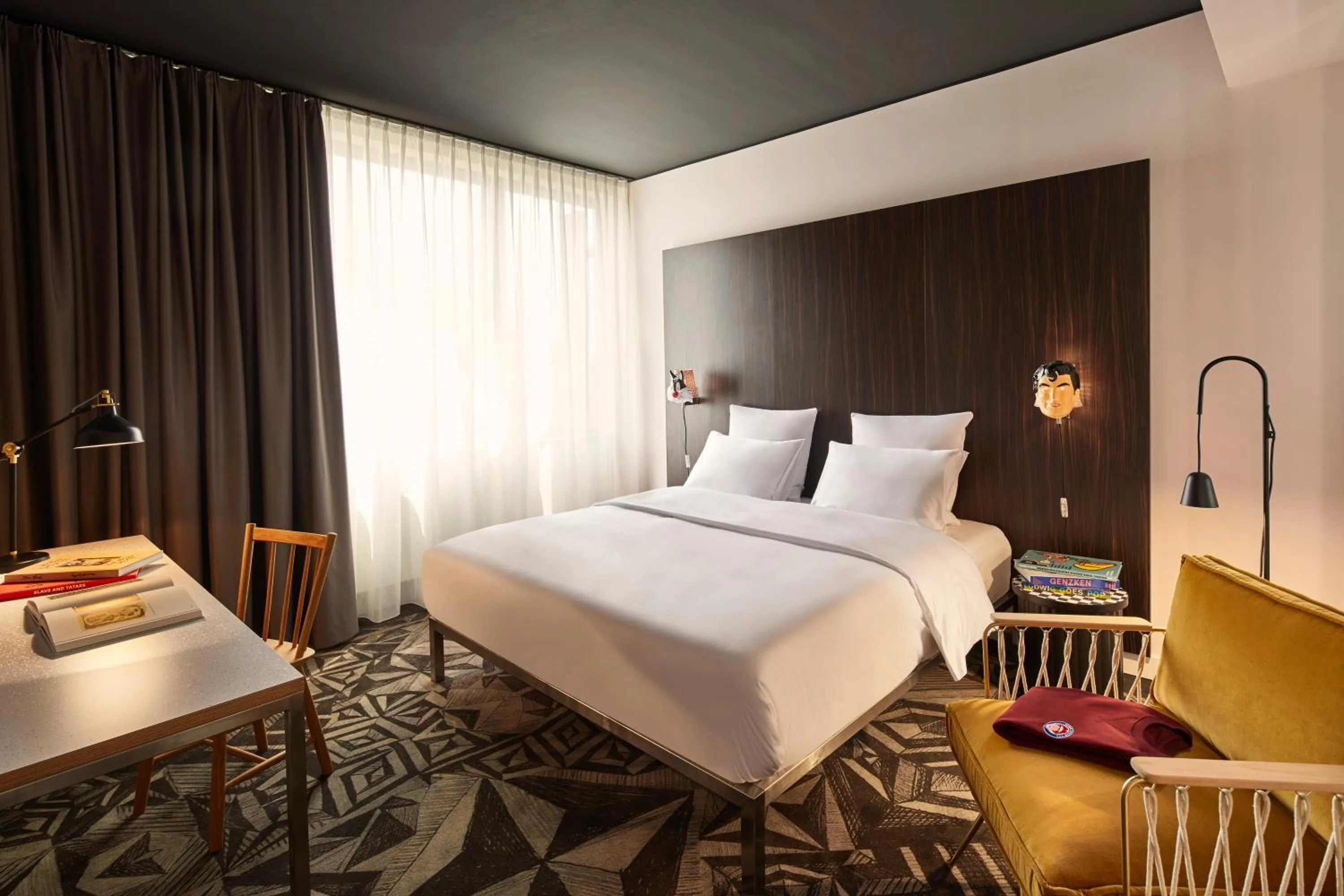 Bed in Mama Shelter Prague