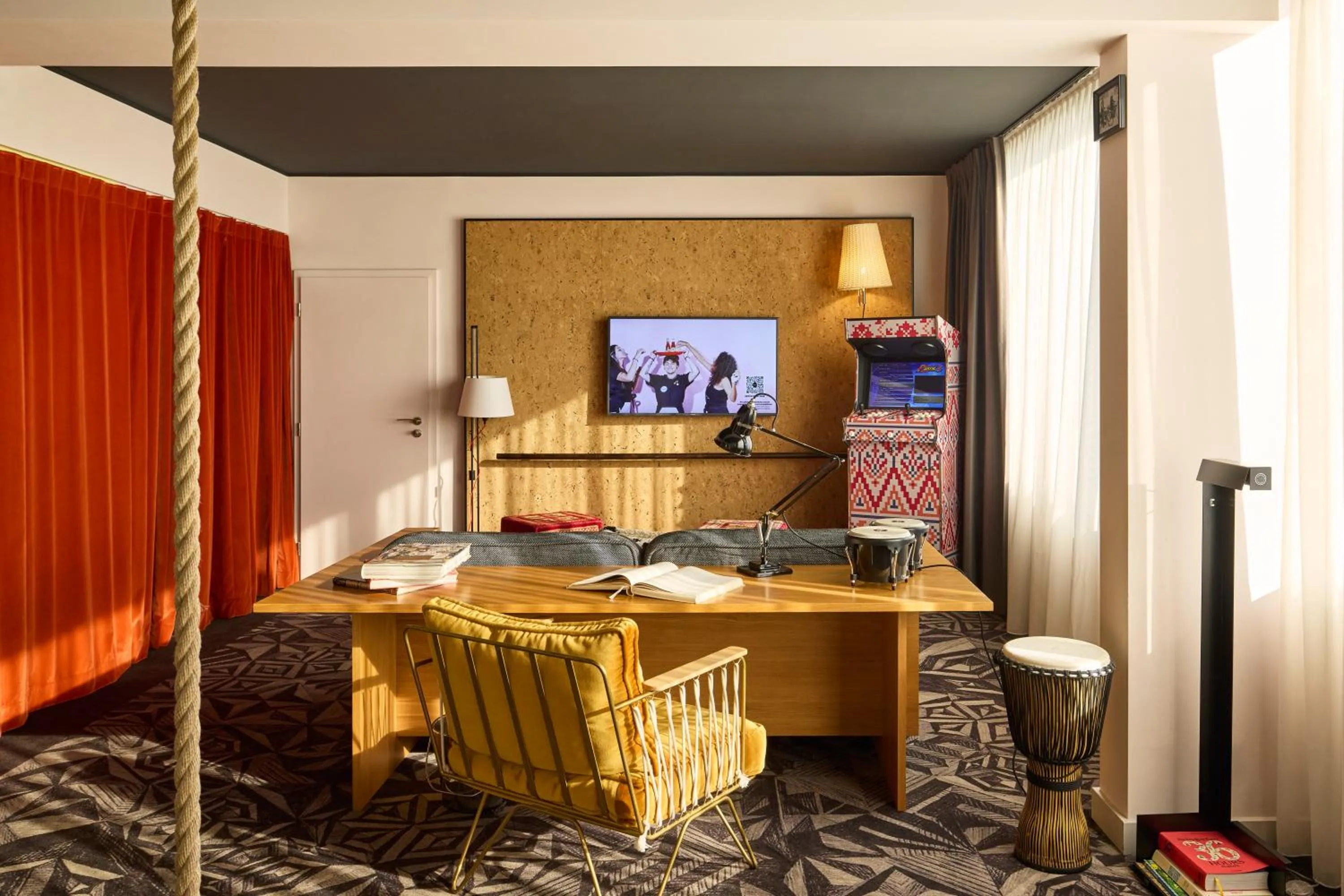 TV and multimedia in Mama Shelter Prague