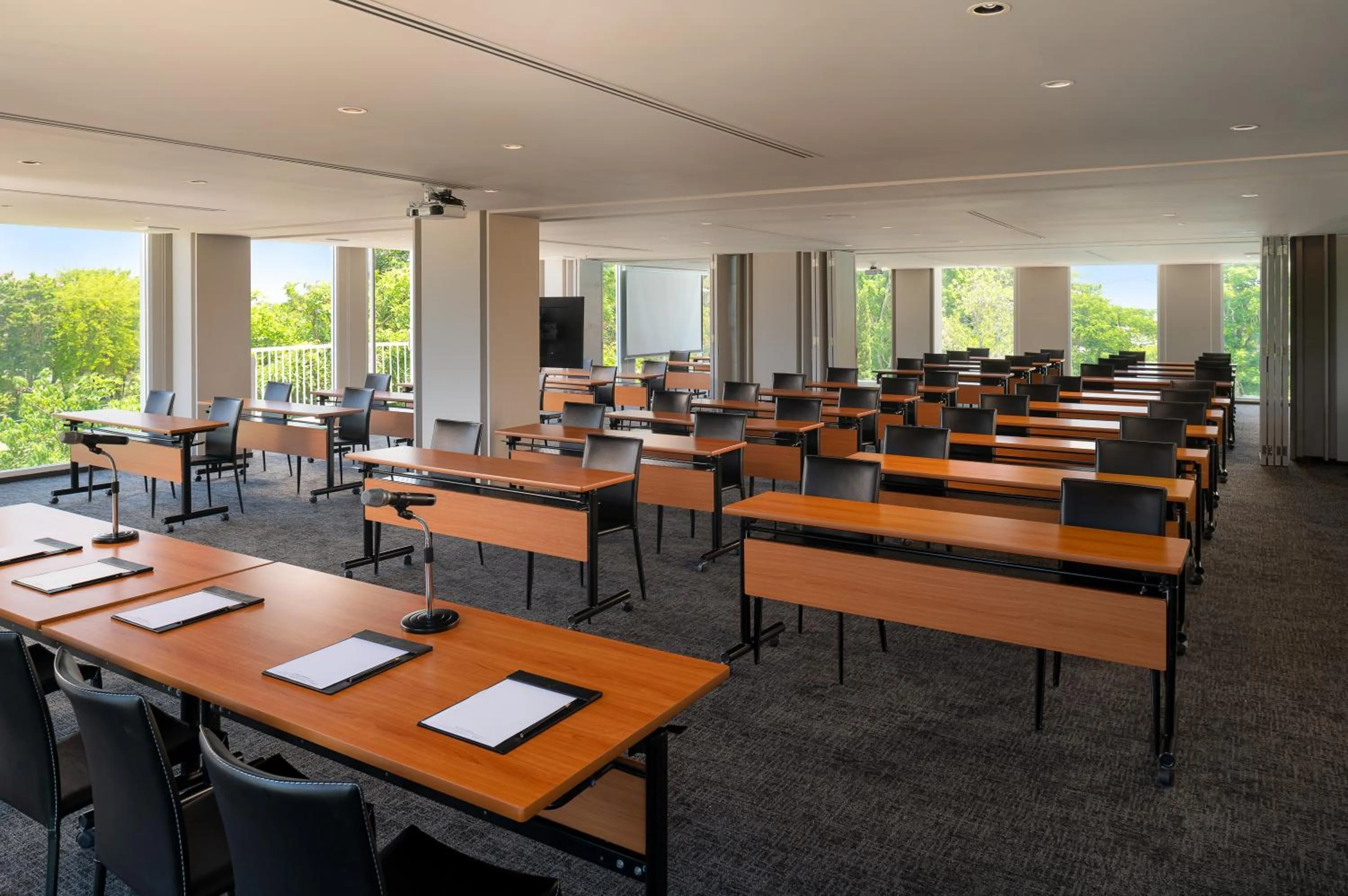 Meeting/conference room in Cross Pattaya Pratamnak