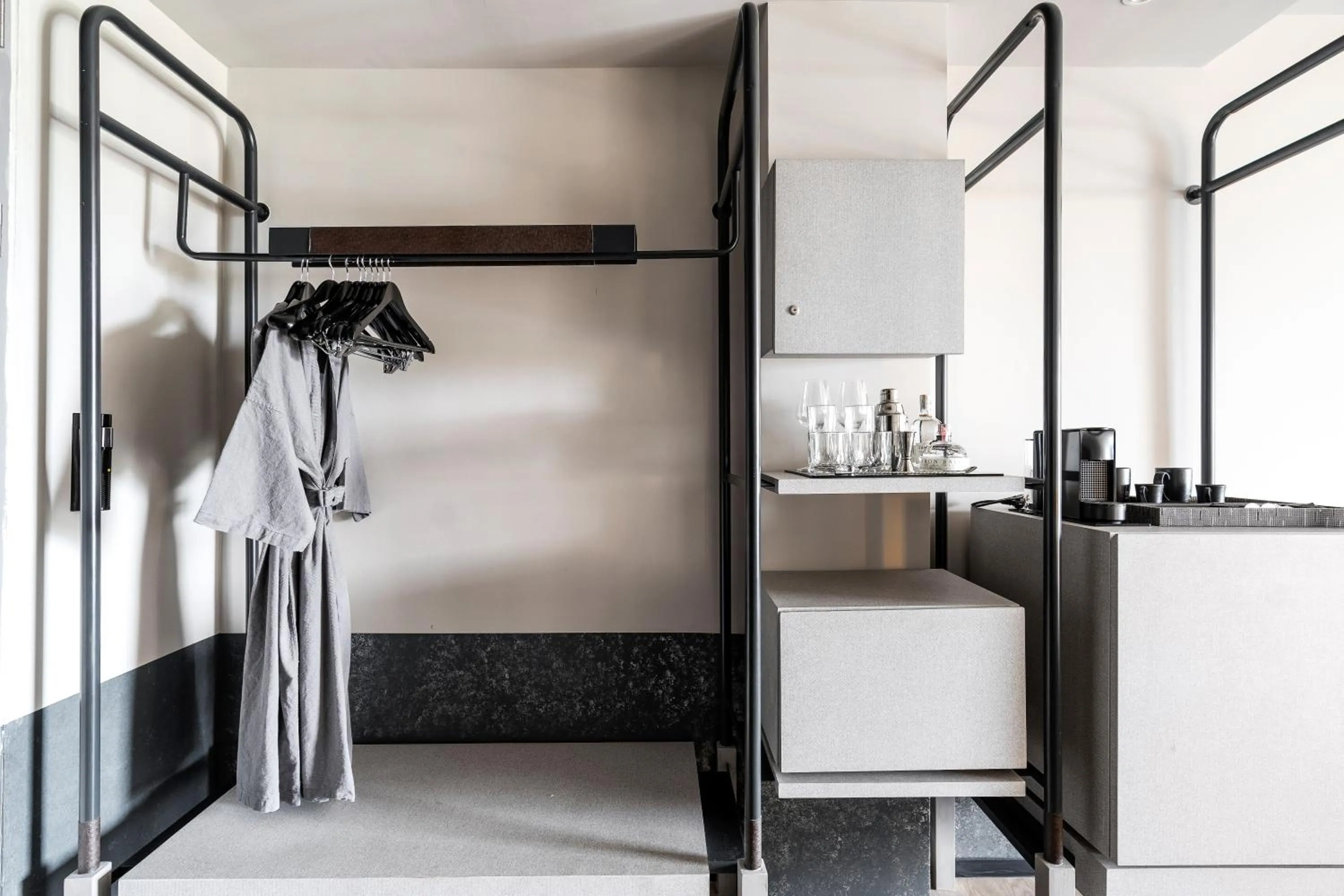 Other in Cross Pattaya Pratamnak